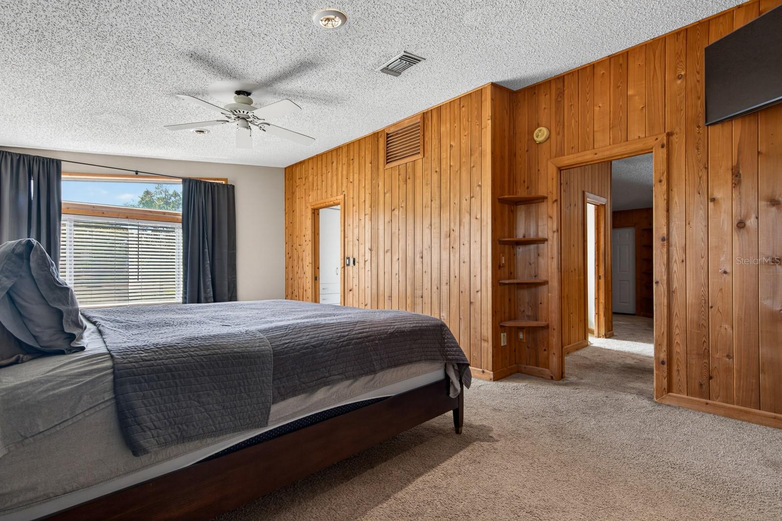 1424 S EVERGREEN AVE — photo 34