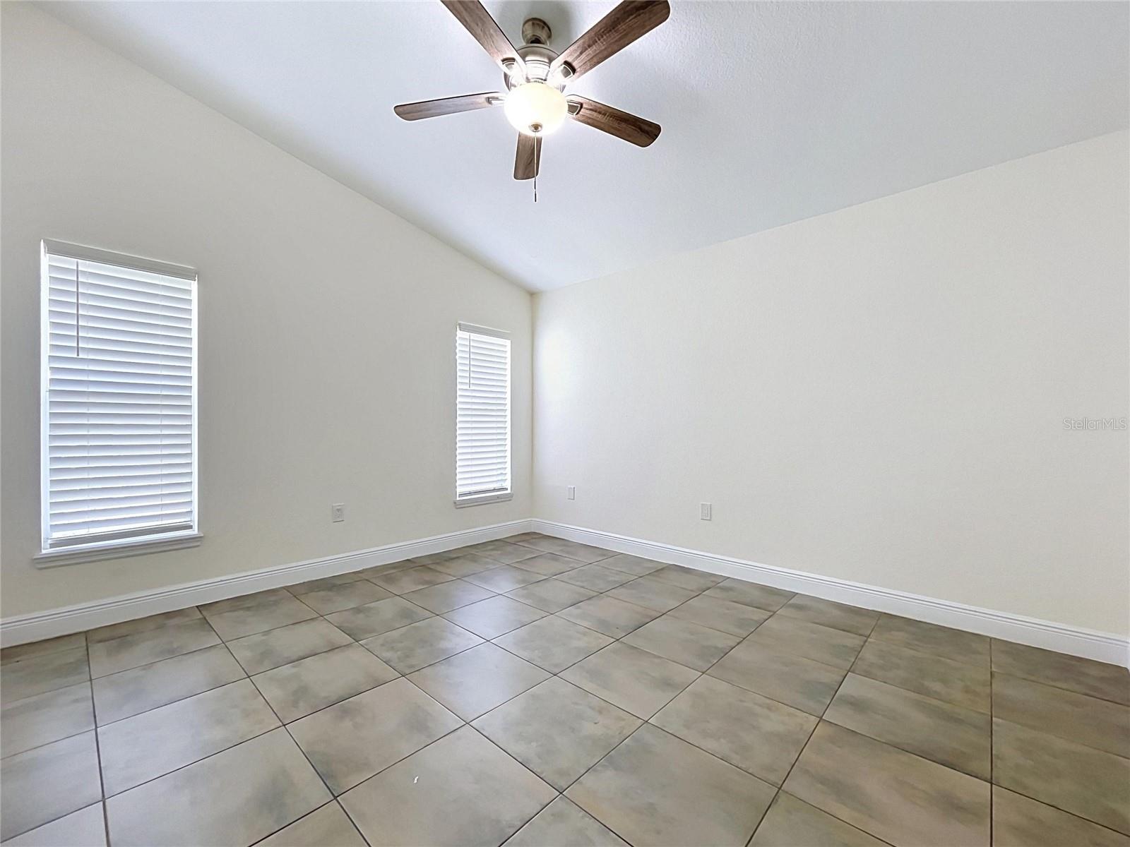 2127 W PERIO ST #1 — photo 43