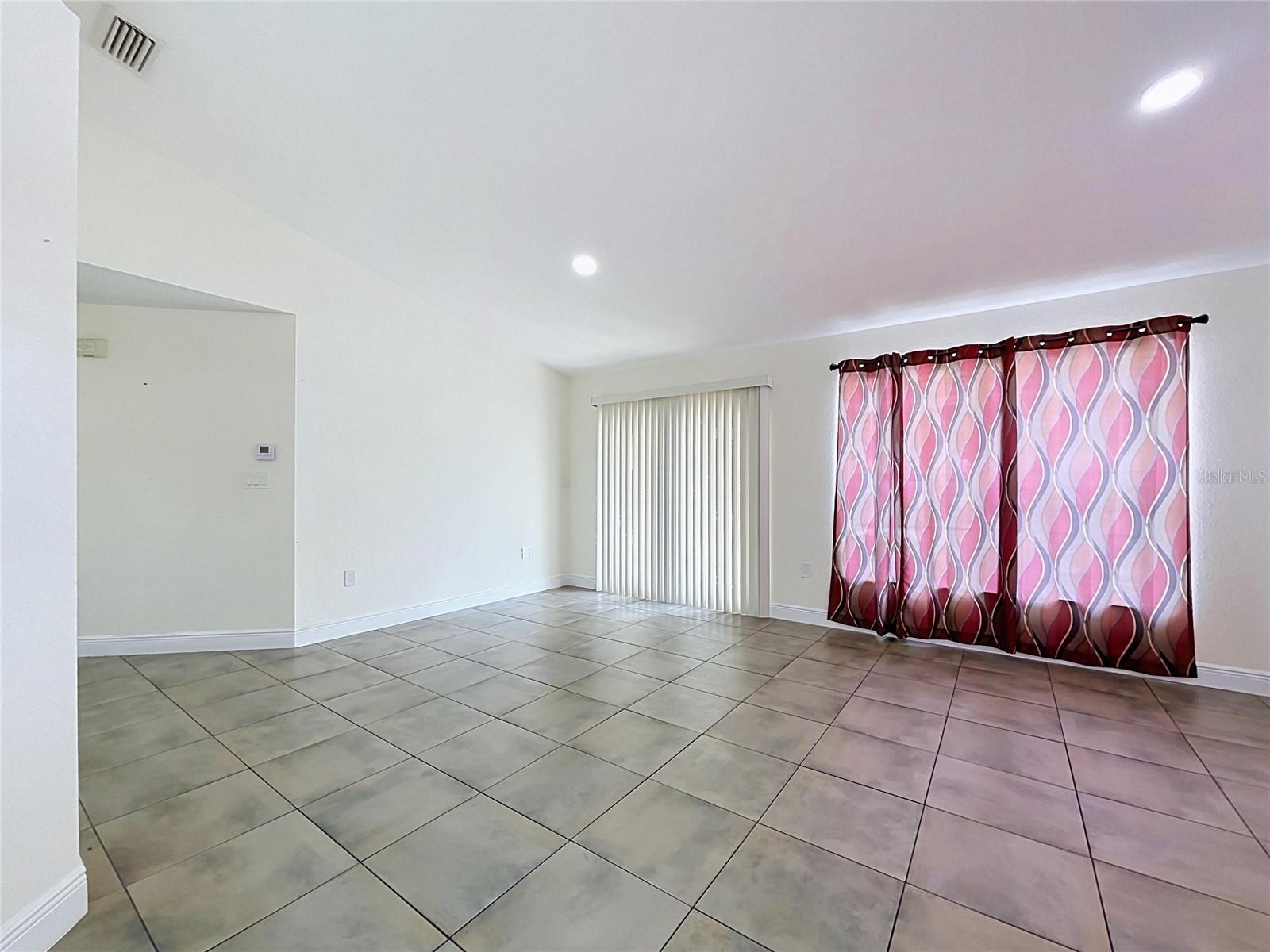 2127 W PERIO ST #1 — photo 31