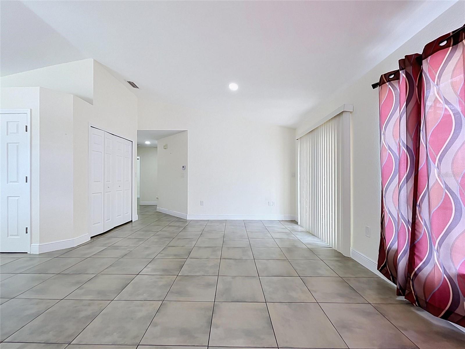 2127 W PERIO ST #1 — photo 33