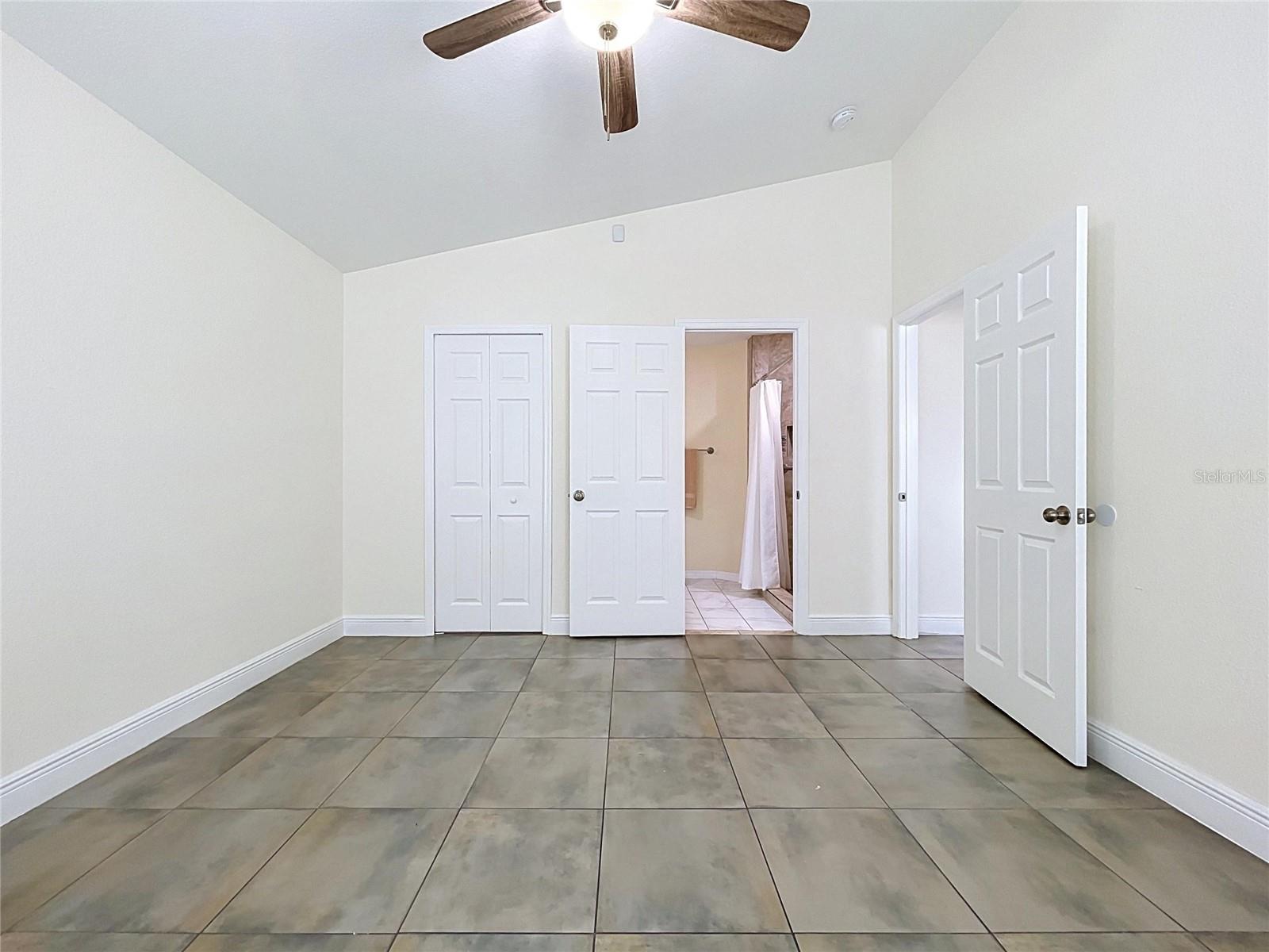 2127 W PERIO ST #1 — photo 46