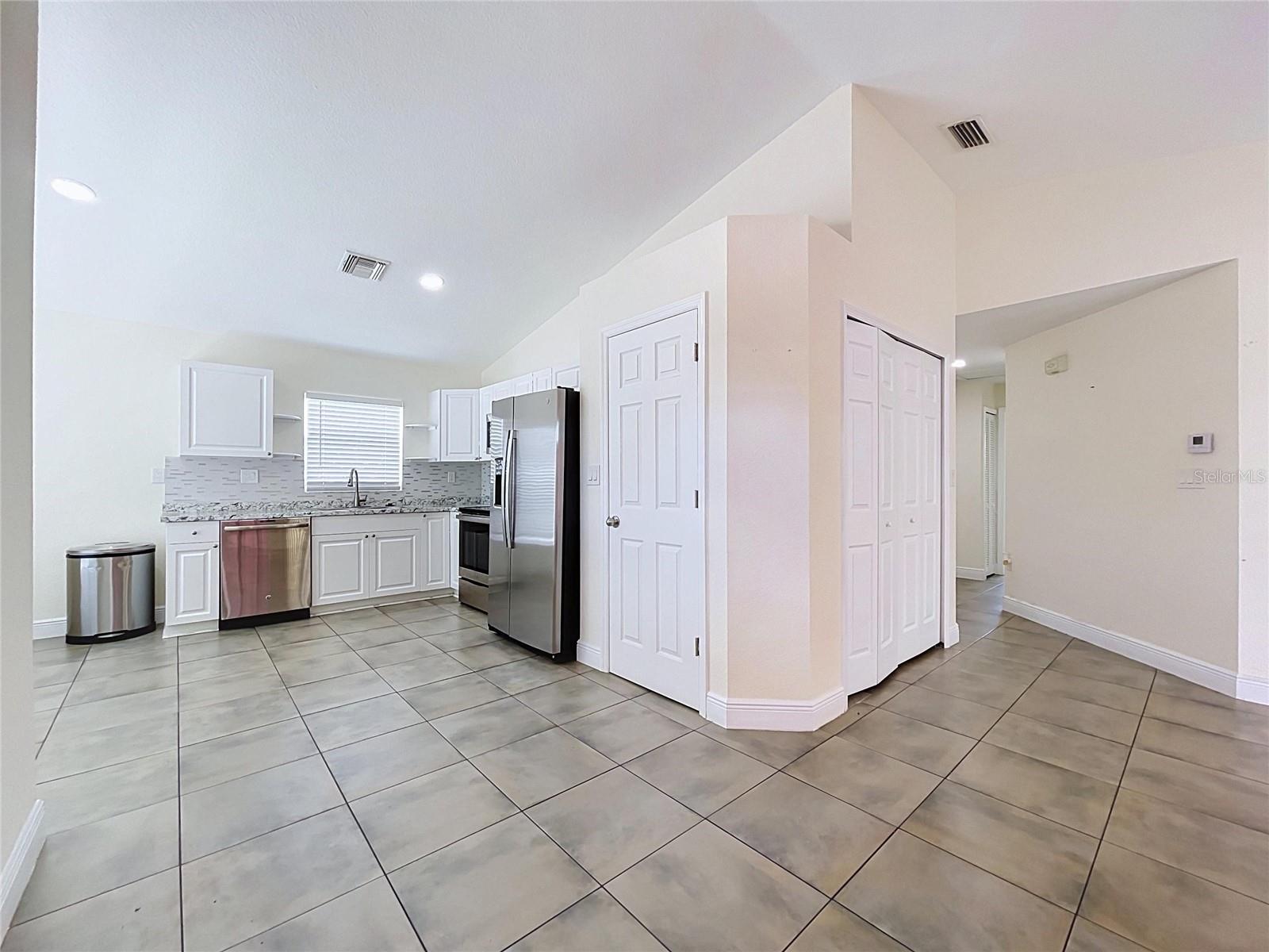 2127 W PERIO ST #1 — photo 36