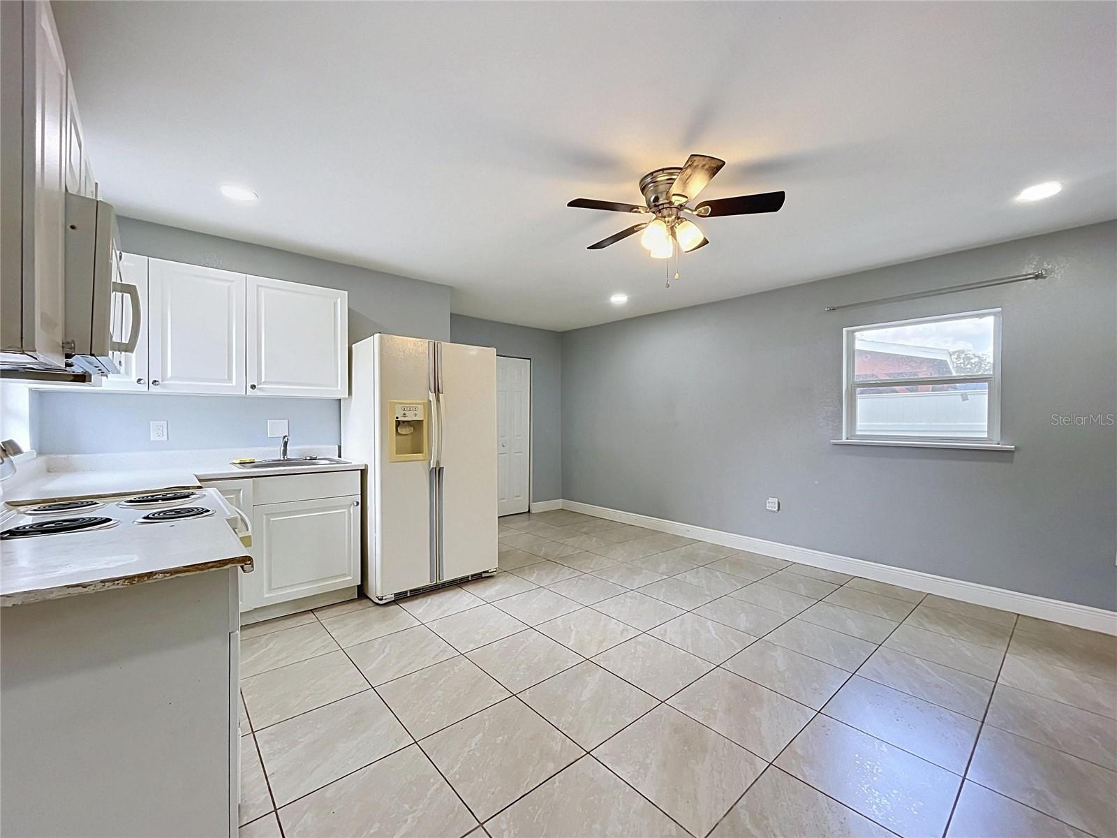 2127 W PERIO ST #1 — photo 66