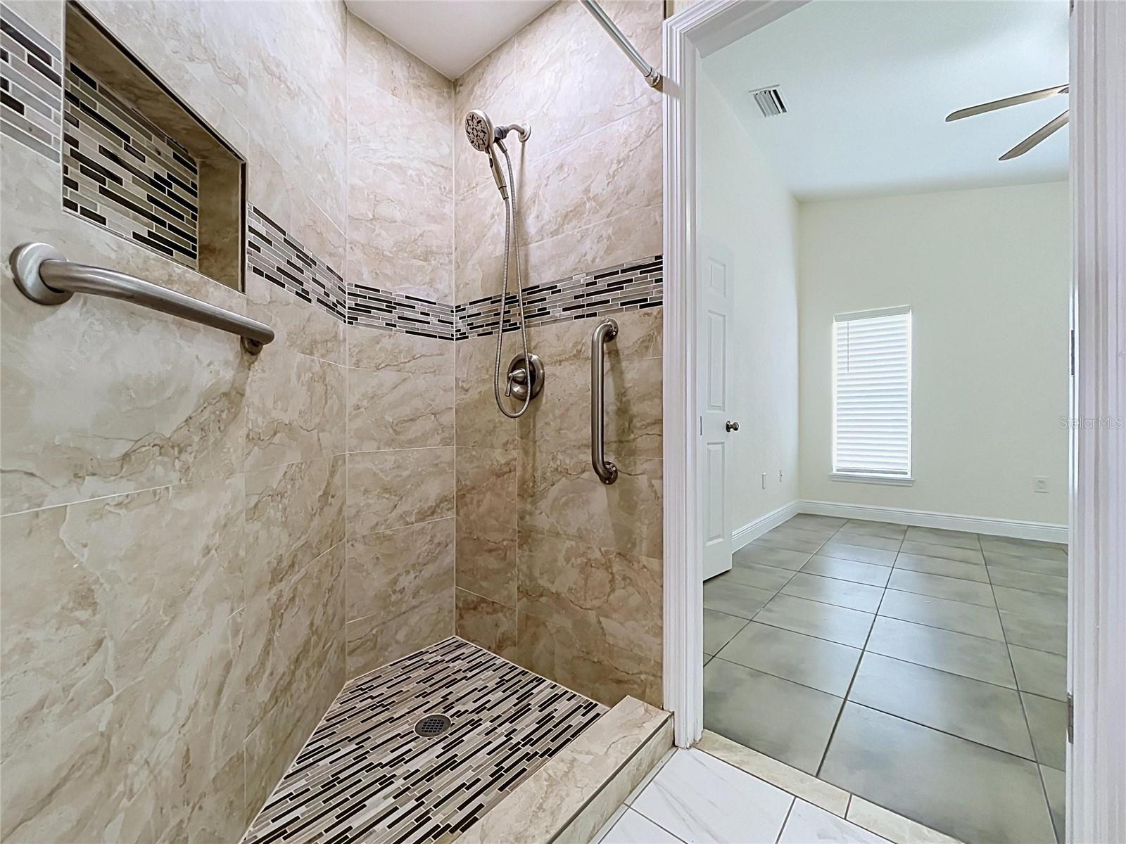 2127 W PERIO ST #1 — photo 47