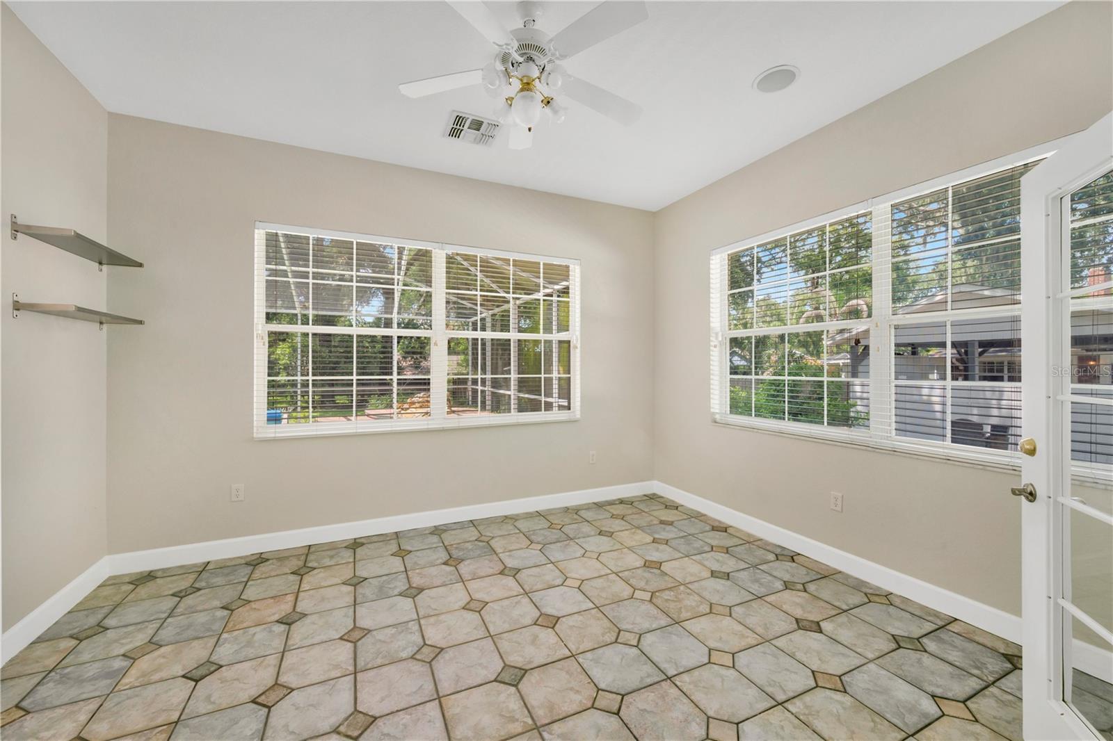 1507 W WINDHORST RD — photo 24