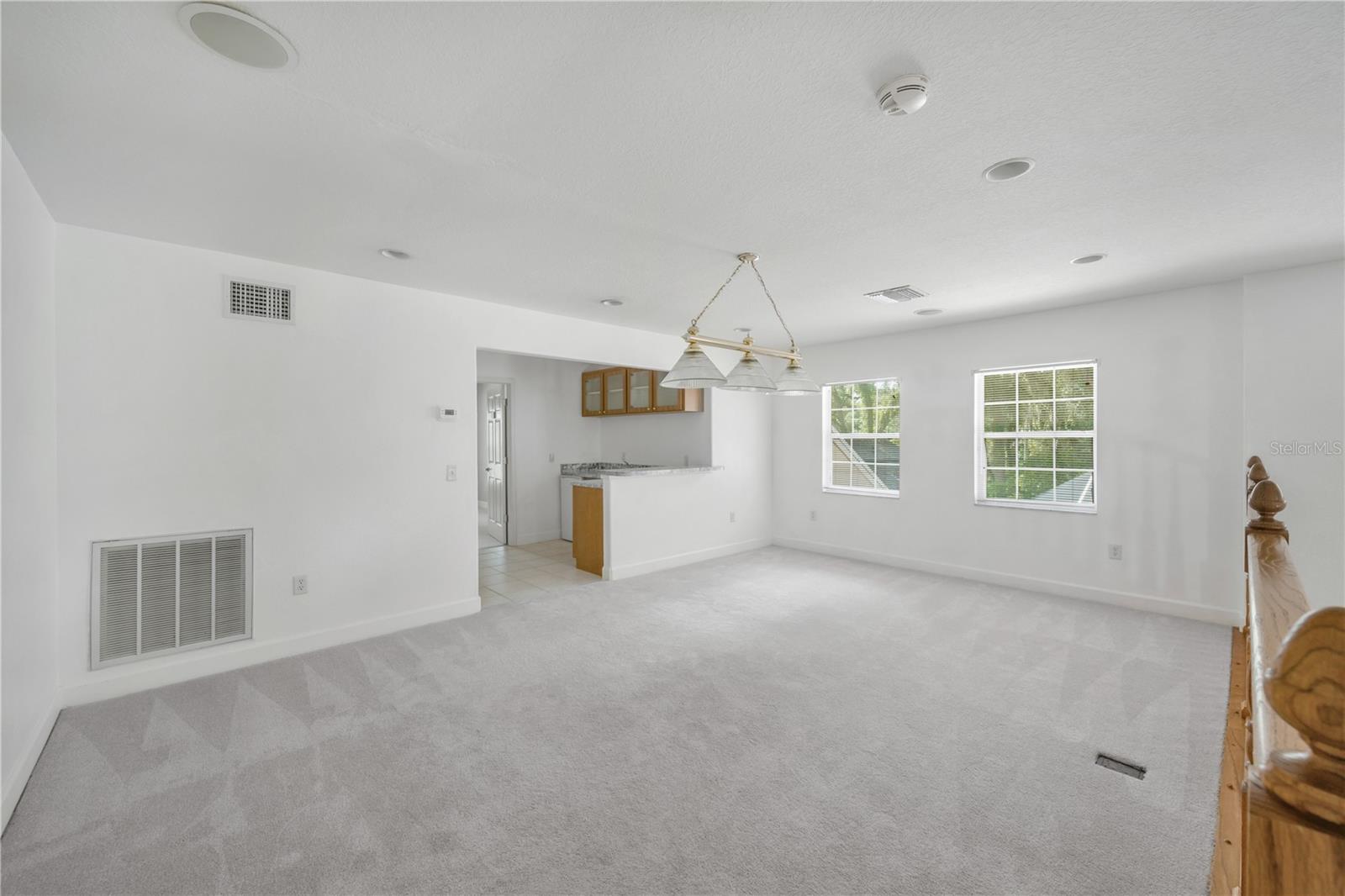 1507 W WINDHORST RD — photo 37