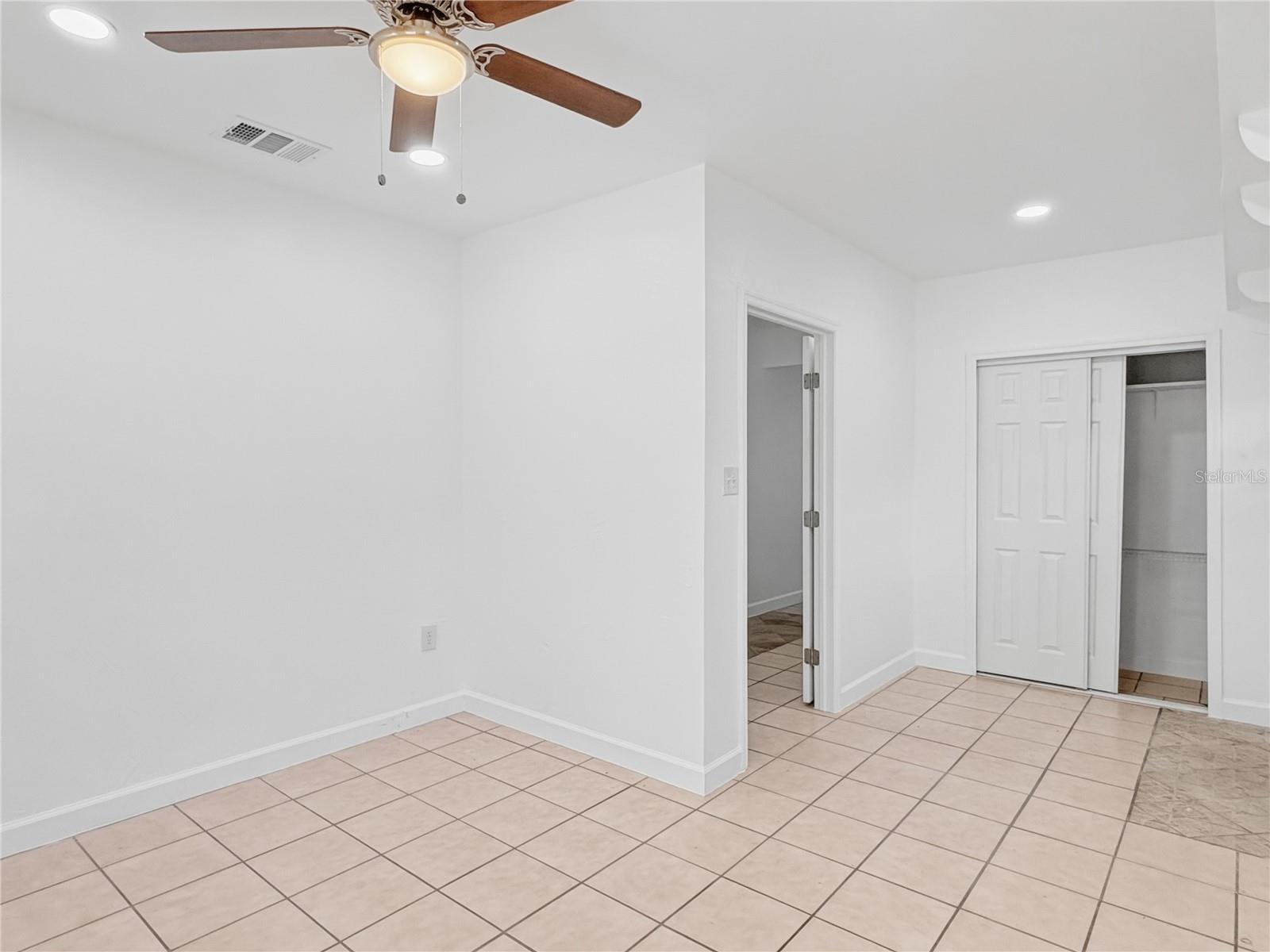2847 OAK ST — photo 12