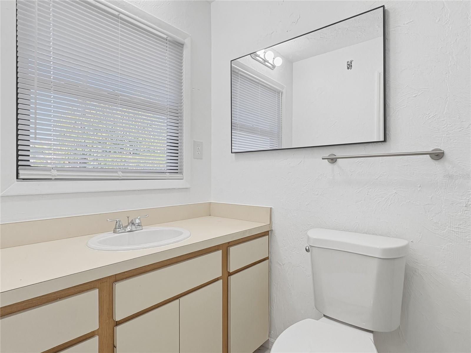 2847 OAK ST — photo 15