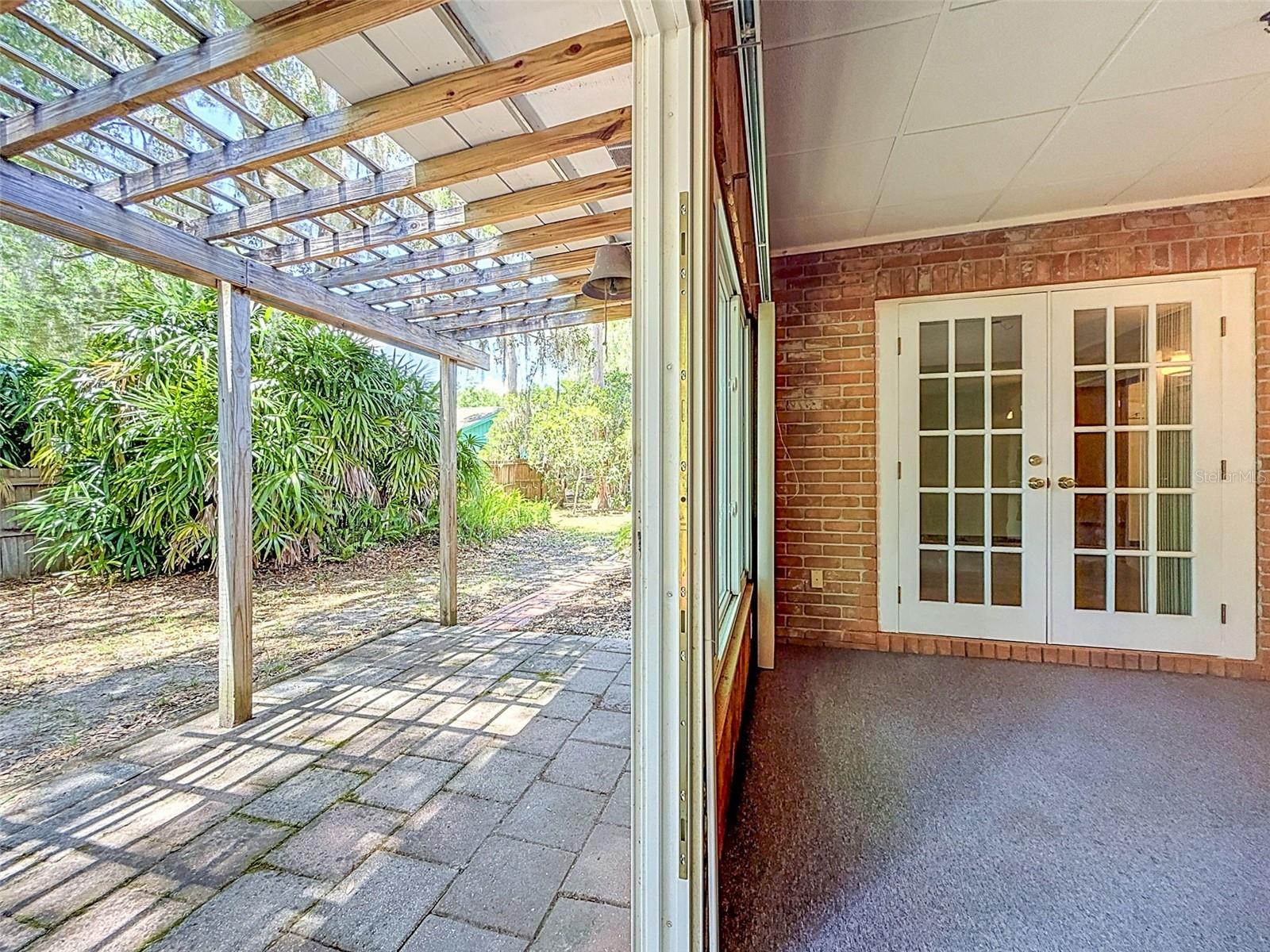 18202 OAKDALE RD — photo 48