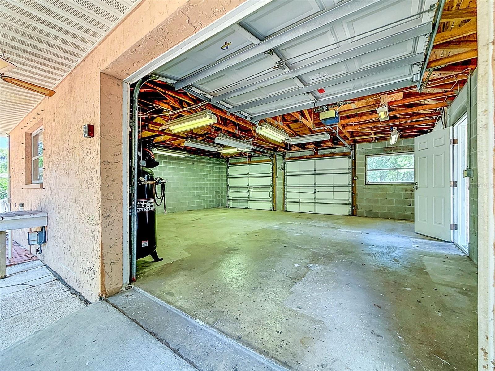18202 OAKDALE RD — photo 64