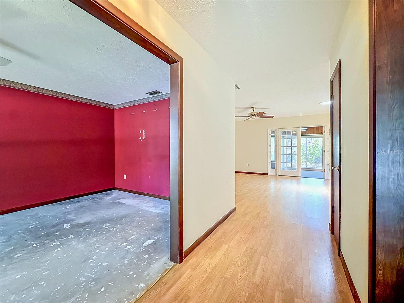 18202 OAKDALE RD — photo 18