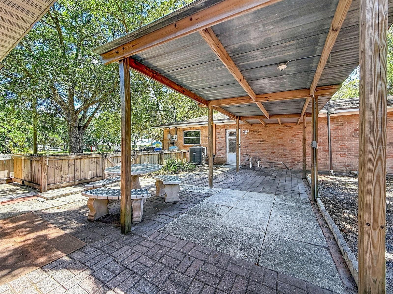 18202 OAKDALE RD — photo 55