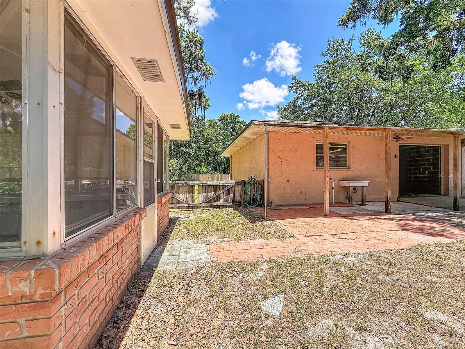 18202 OAKDALE RD — photo 57