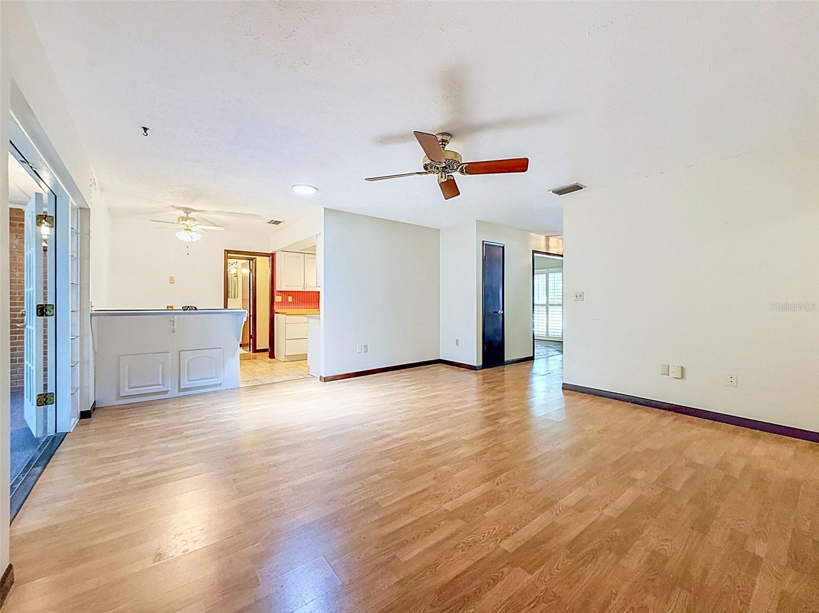 18202 OAKDALE RD — photo 39