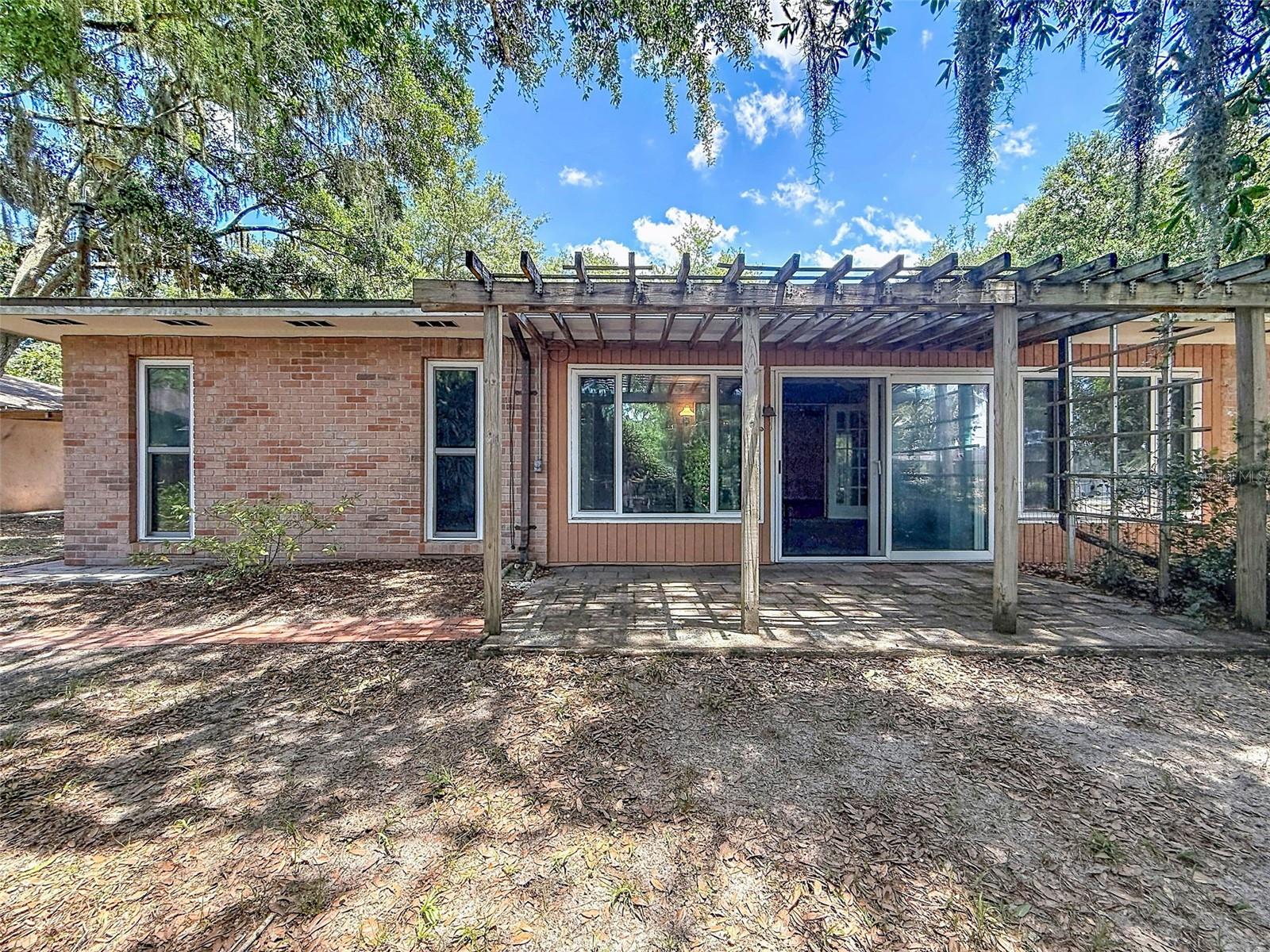 18202 OAKDALE RD — photo 4