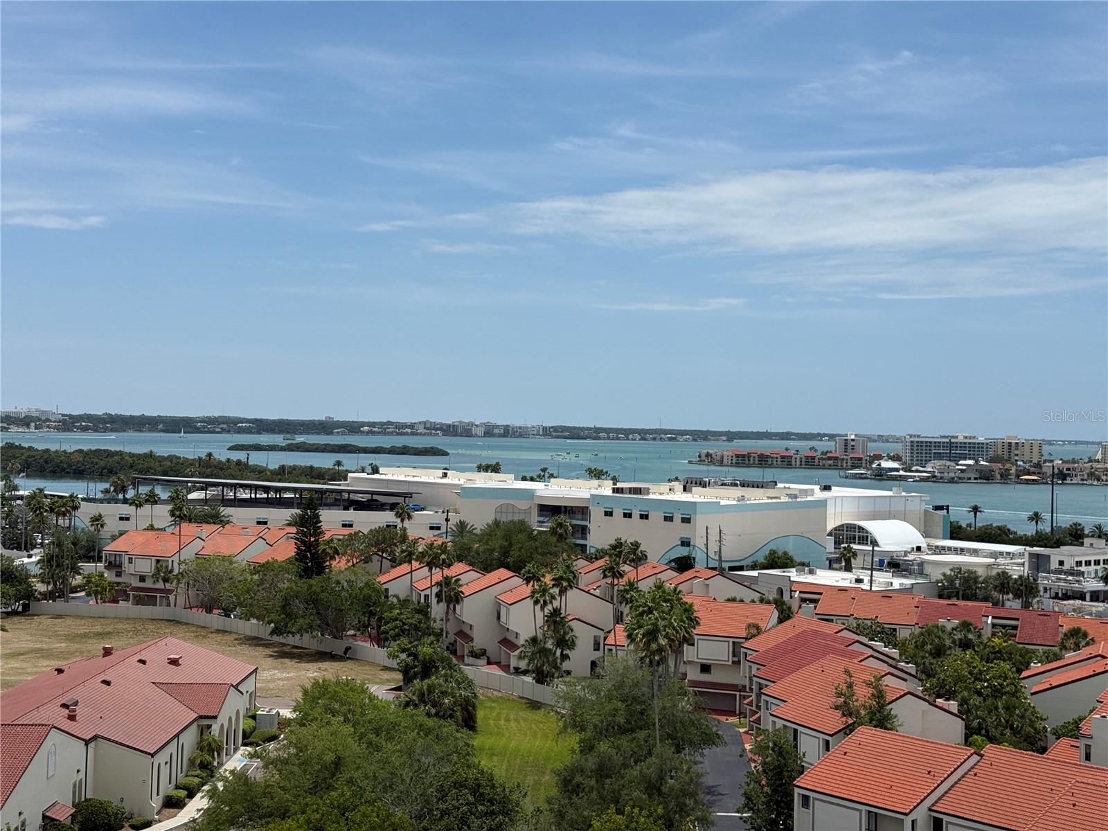 255 DOLPHIN PT #2 — photo 17