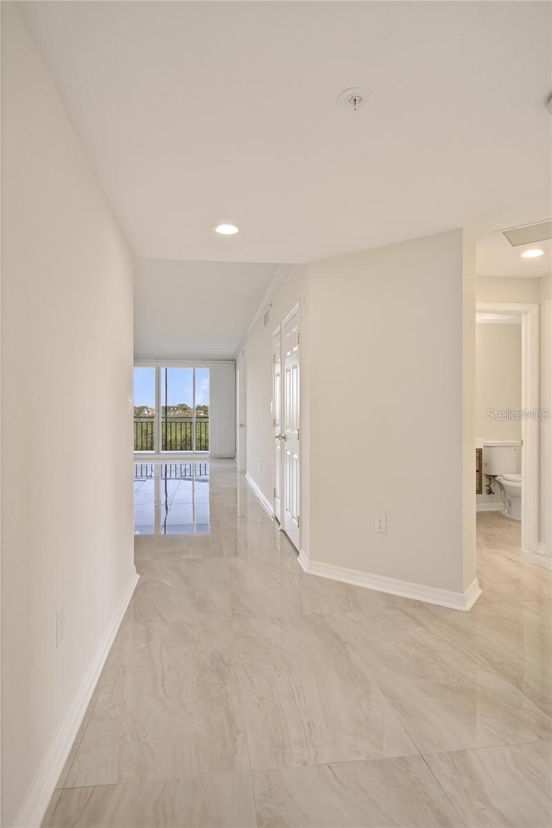 5430 EAGLES POINT CIR #202 — photo 5