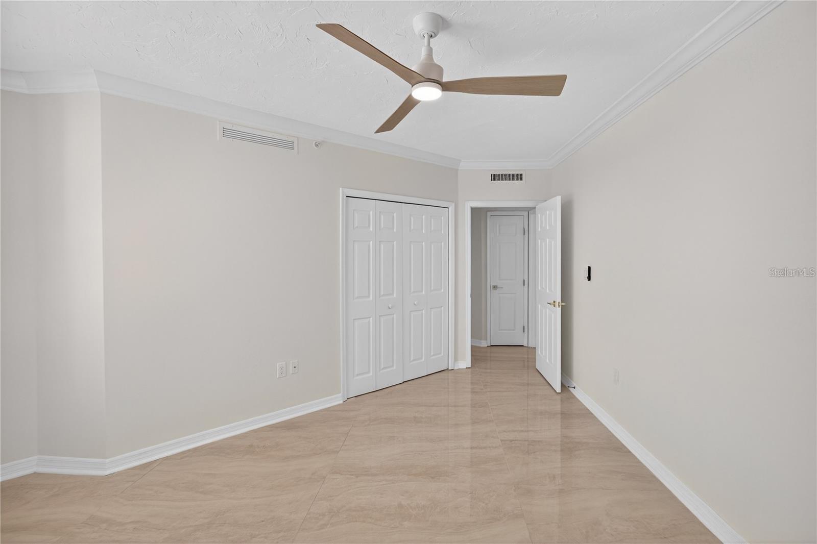 5430 EAGLES POINT CIR #202 — photo 23