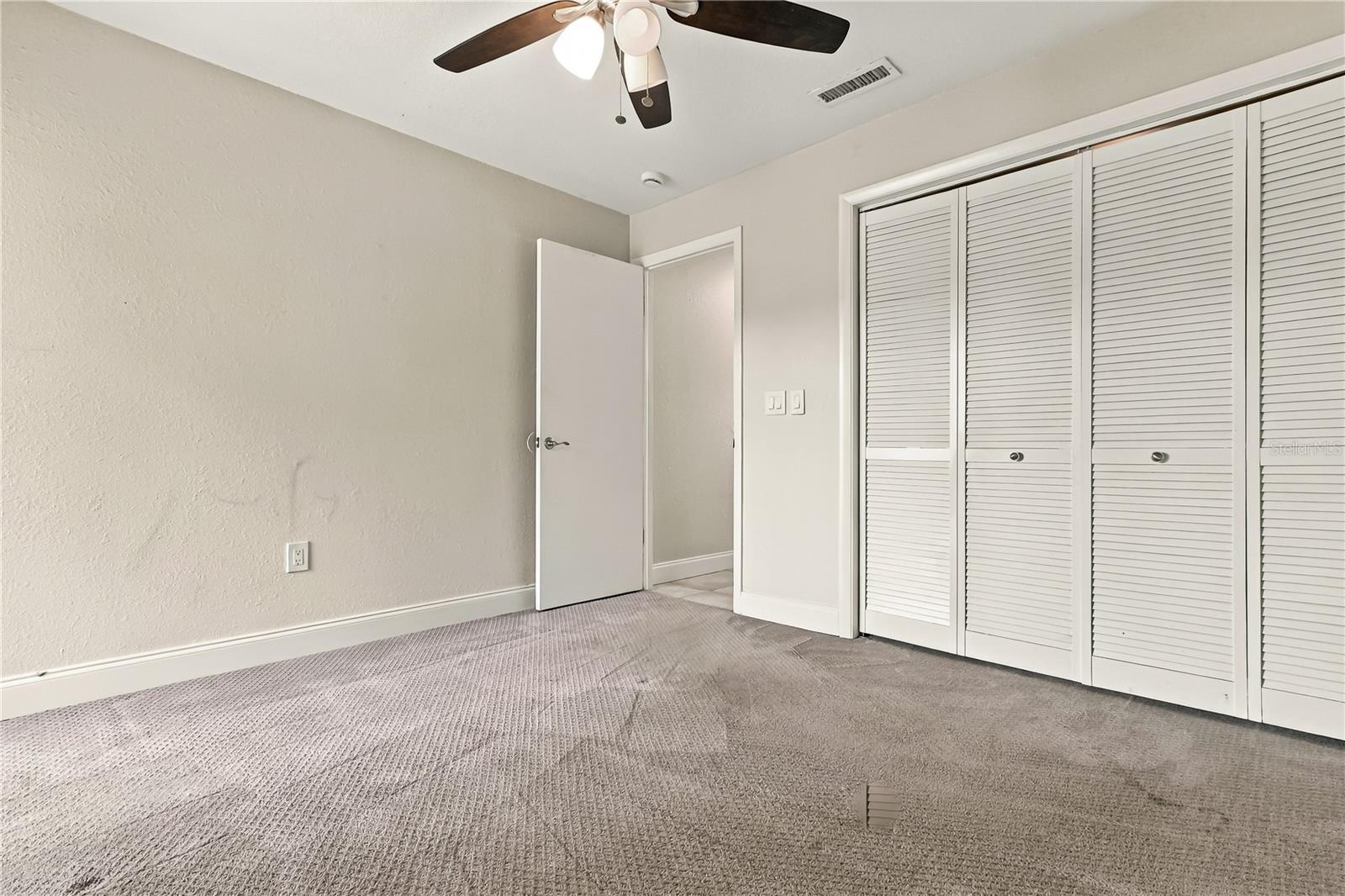 260 MICHAELS CIR — photo 39