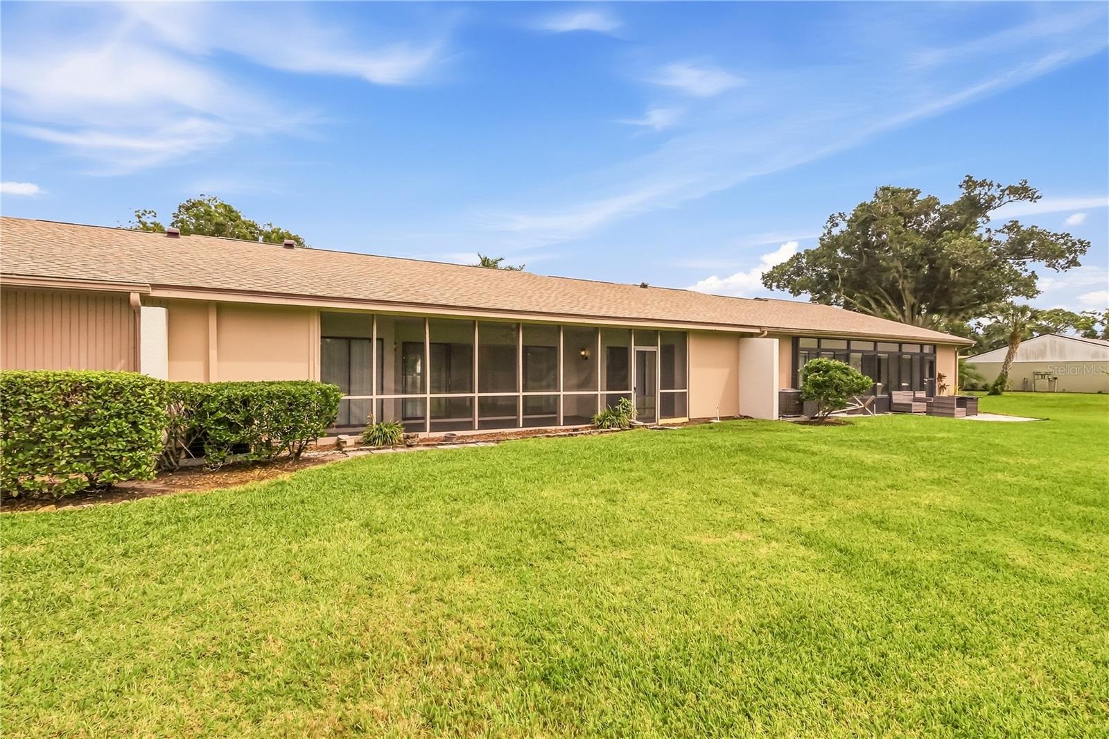 260 MICHAELS CIR — photo 43