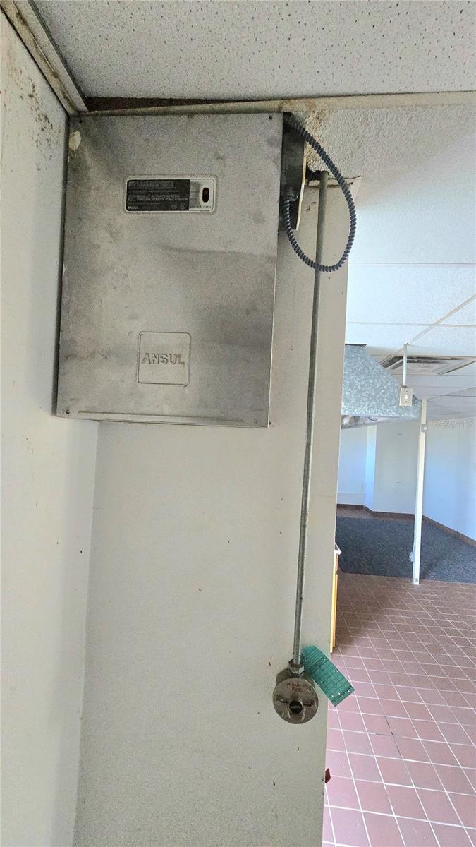 530 US-41-BYP #17 and 18A — photo 17