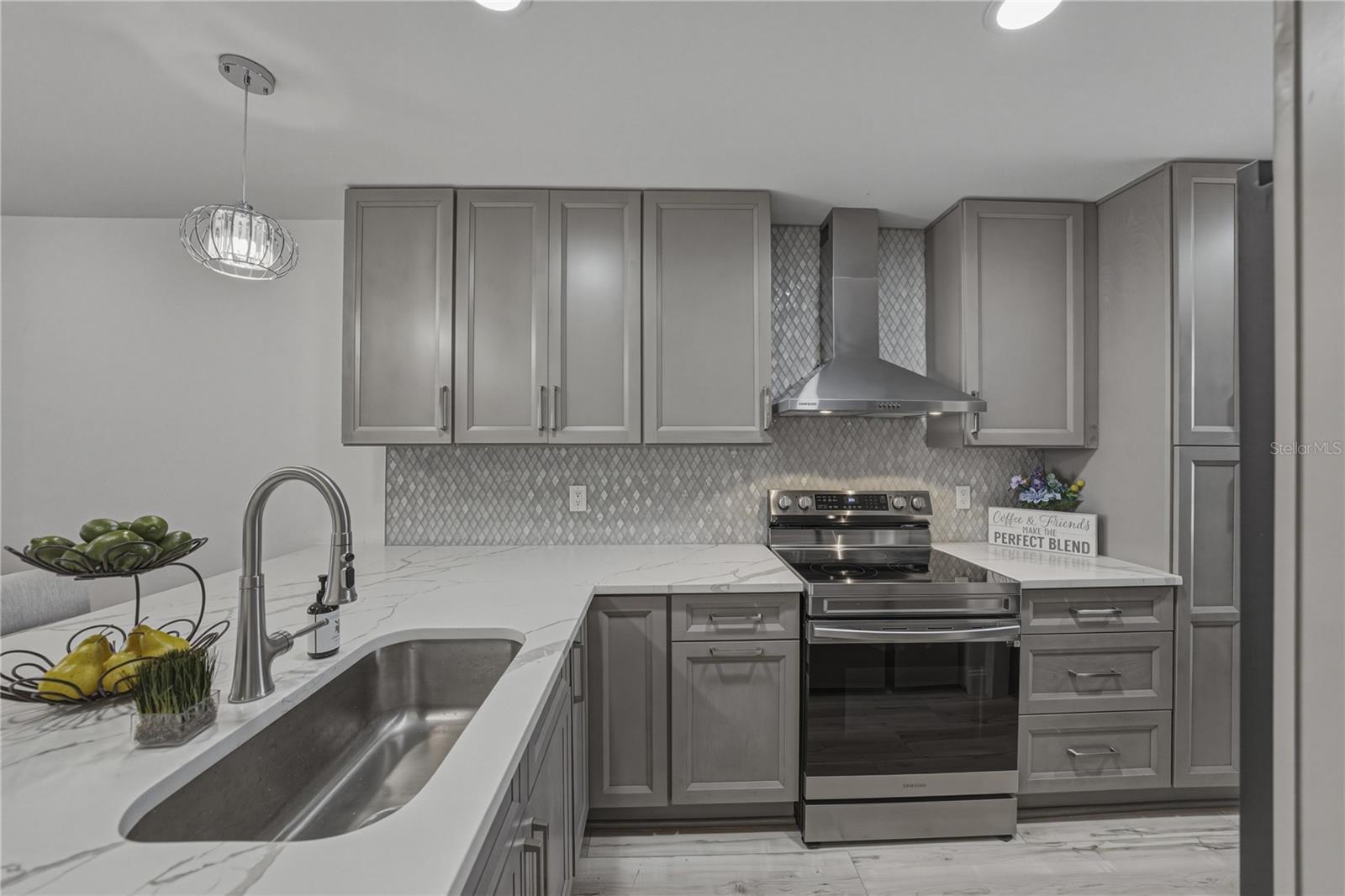 8150 BRENT ST #725 — photo 17
