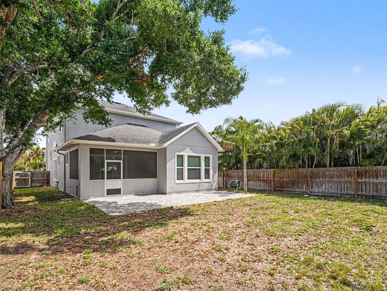 2424 WOOD ST — photo 27