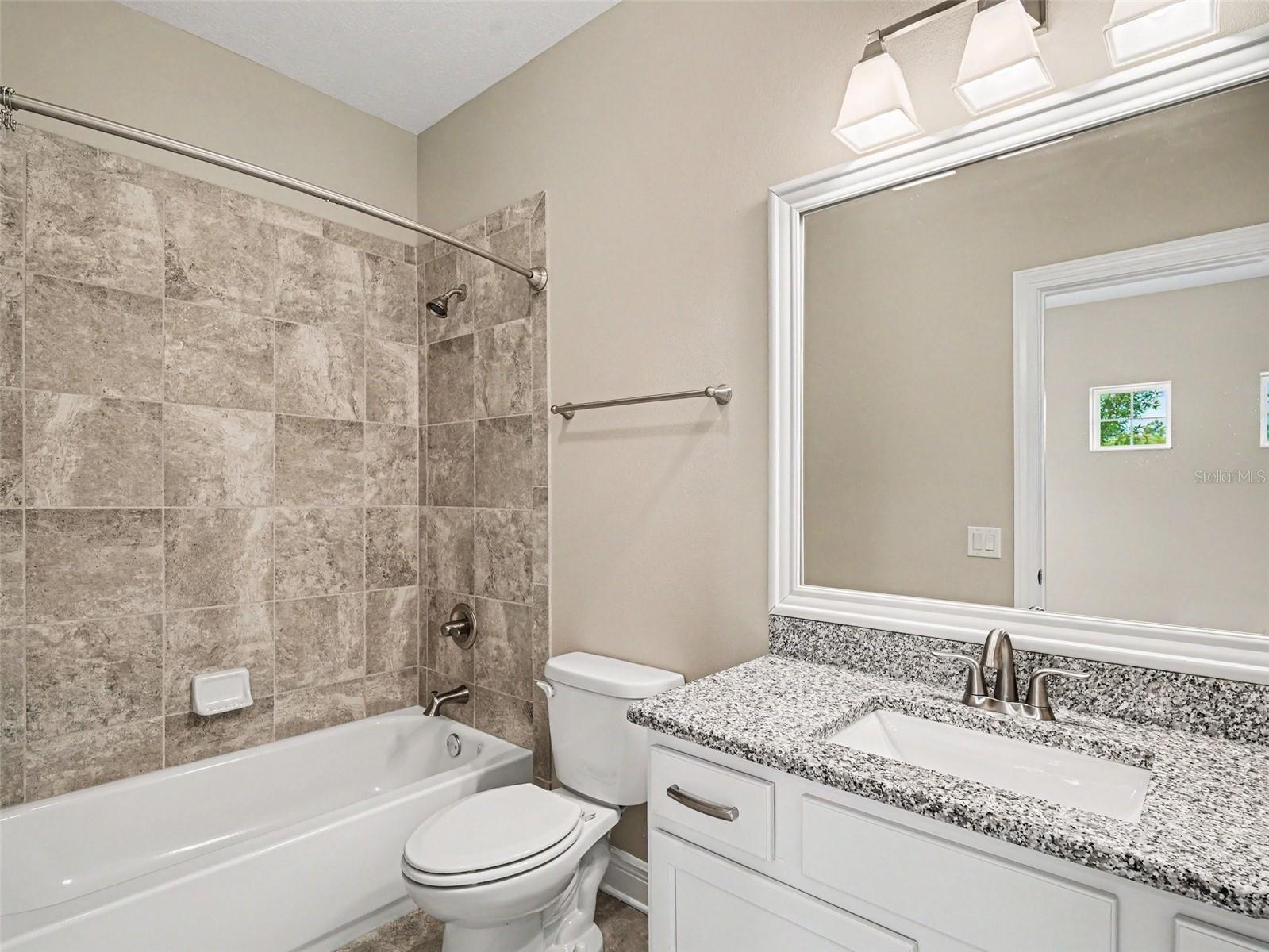 2424 WOOD ST — photo 22