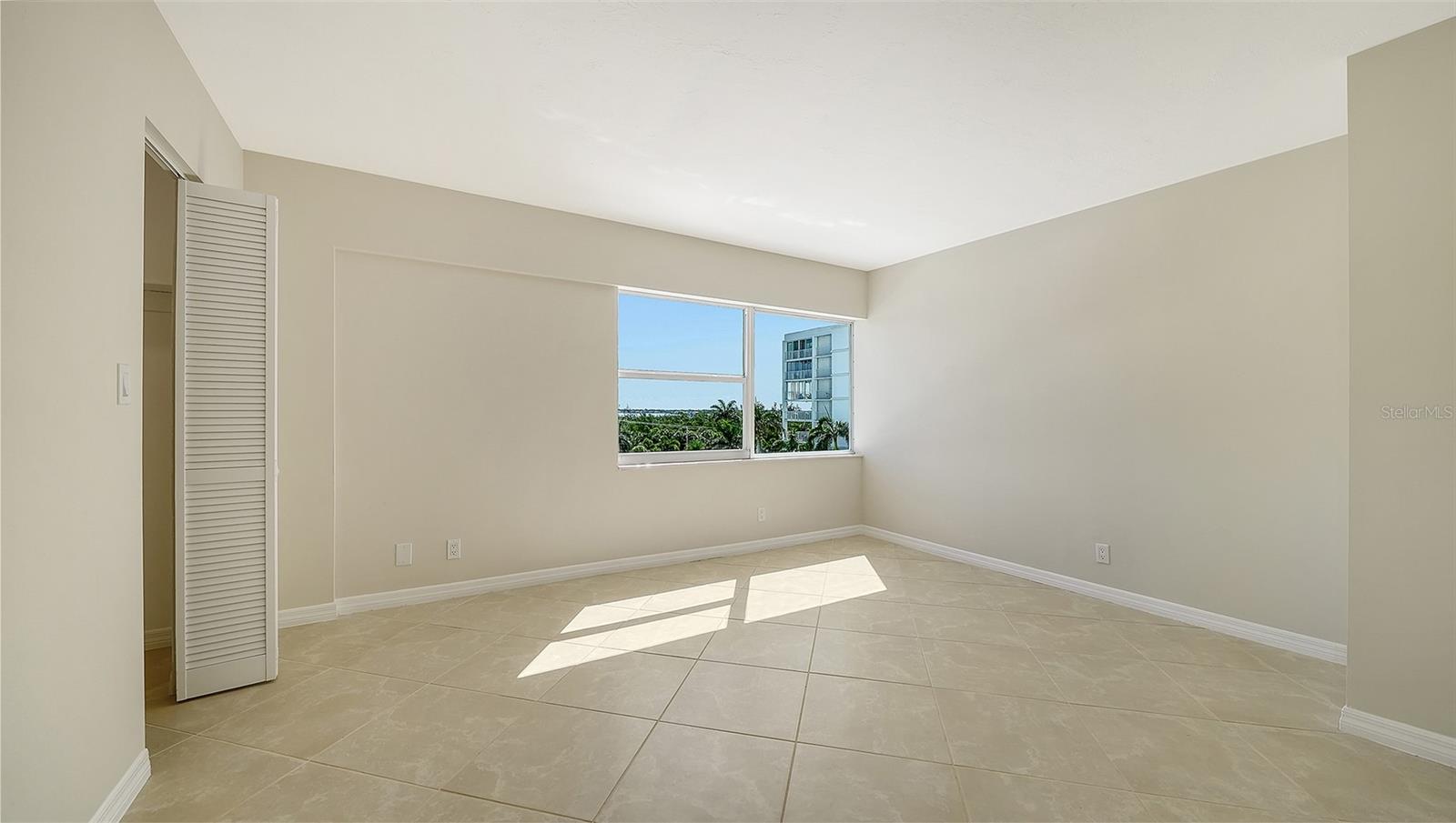 1750 BENJAMIN FRANKLIN DR #5F — photo 28