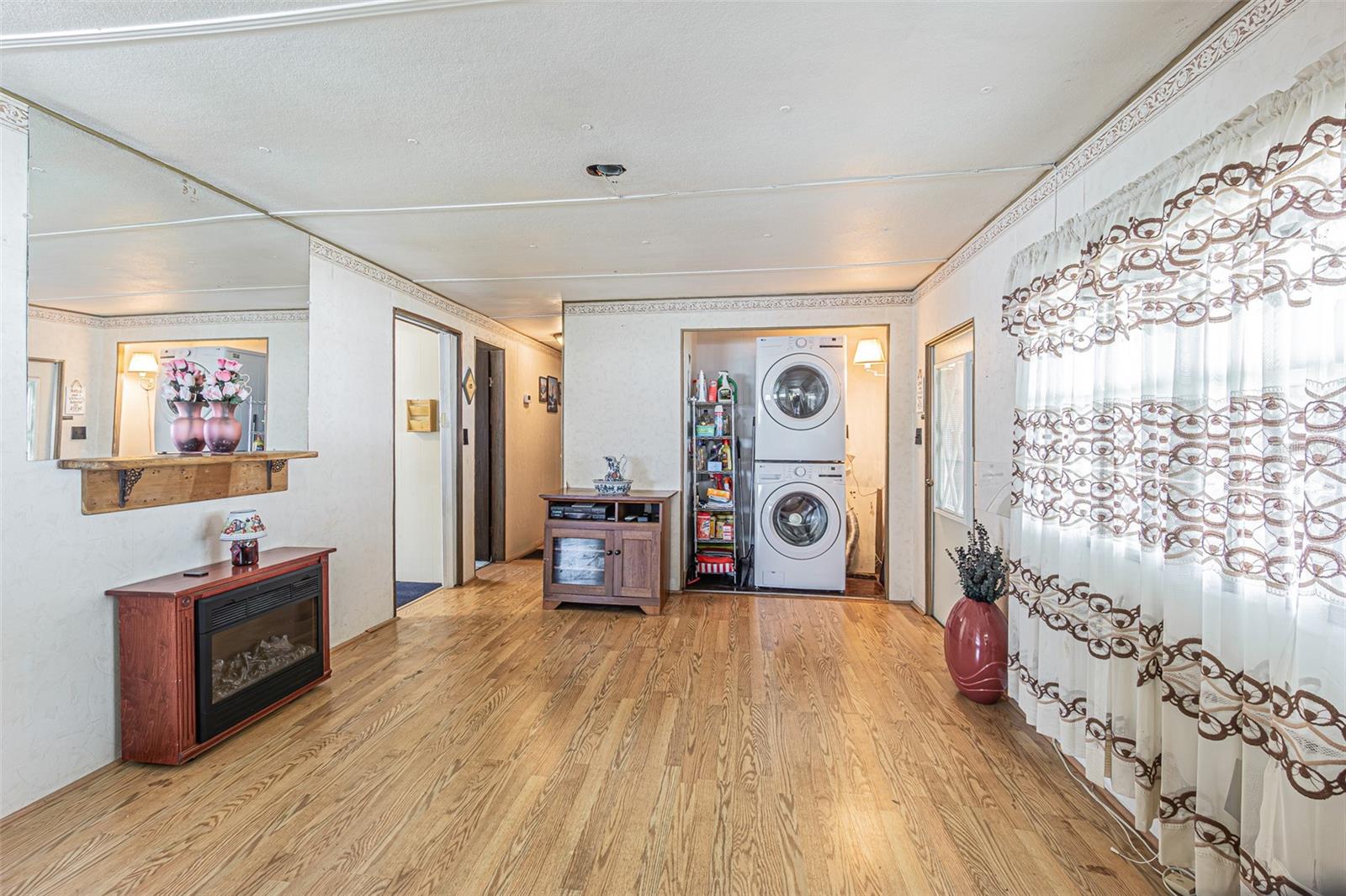 37544 ATTICA AVE — photo 14