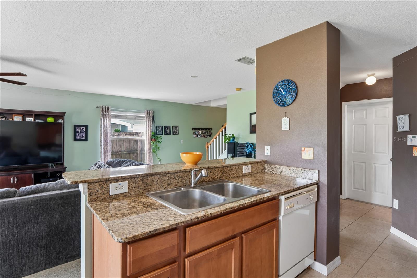 3533 CARDINAL FEATHER DR — photo 12