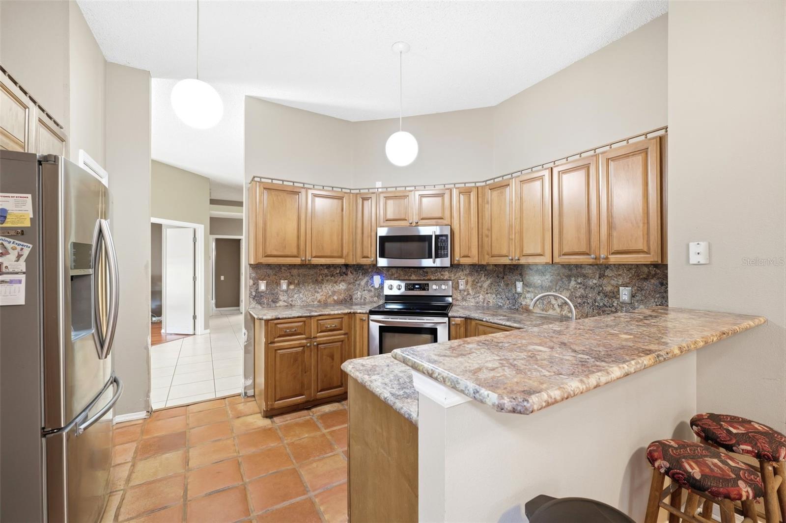 12515 CANTON AVE — photo 24