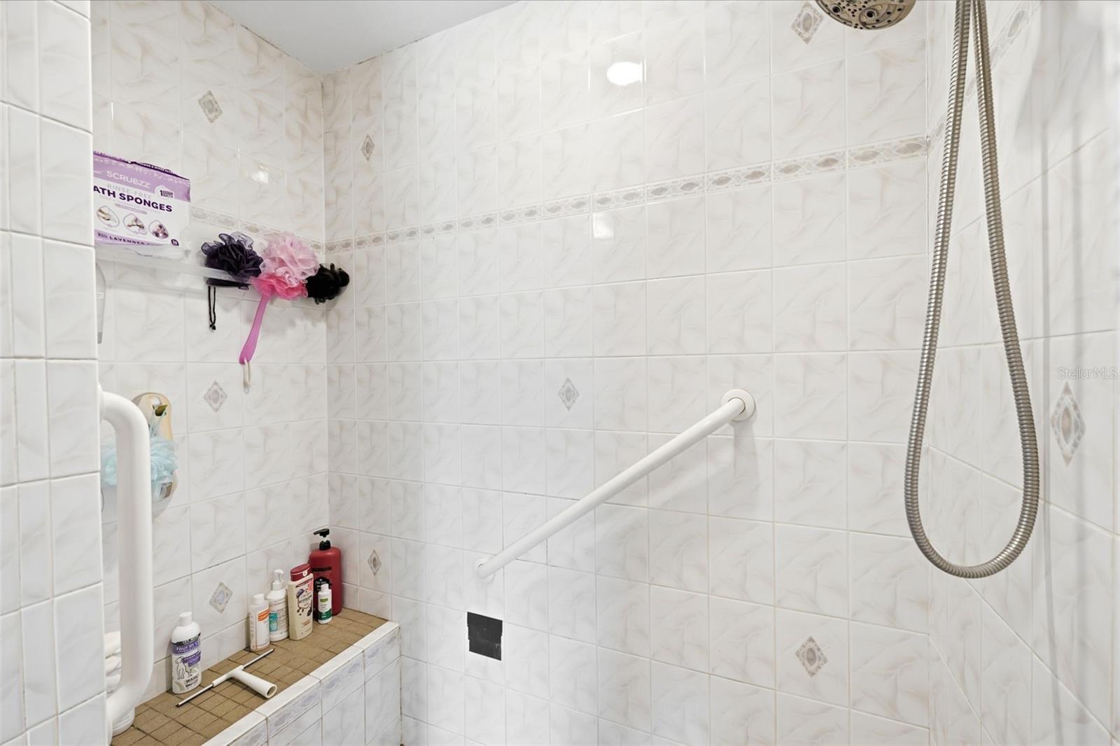 12515 CANTON AVE — photo 22