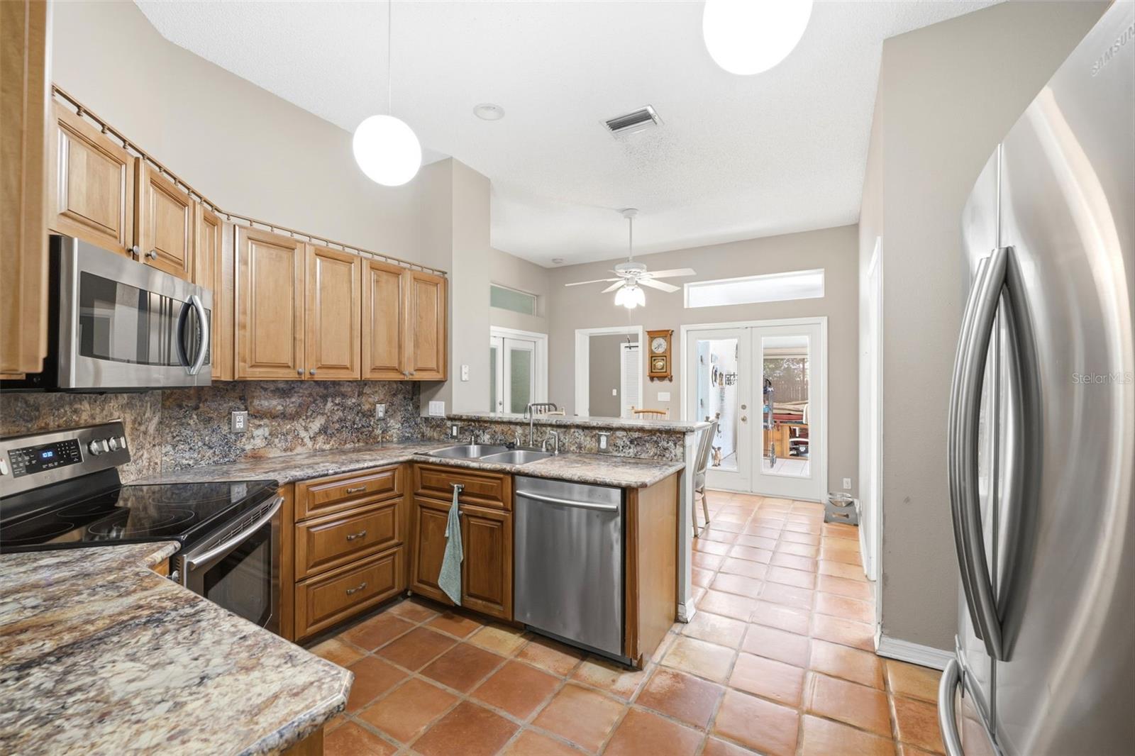12515 CANTON AVE — photo 25