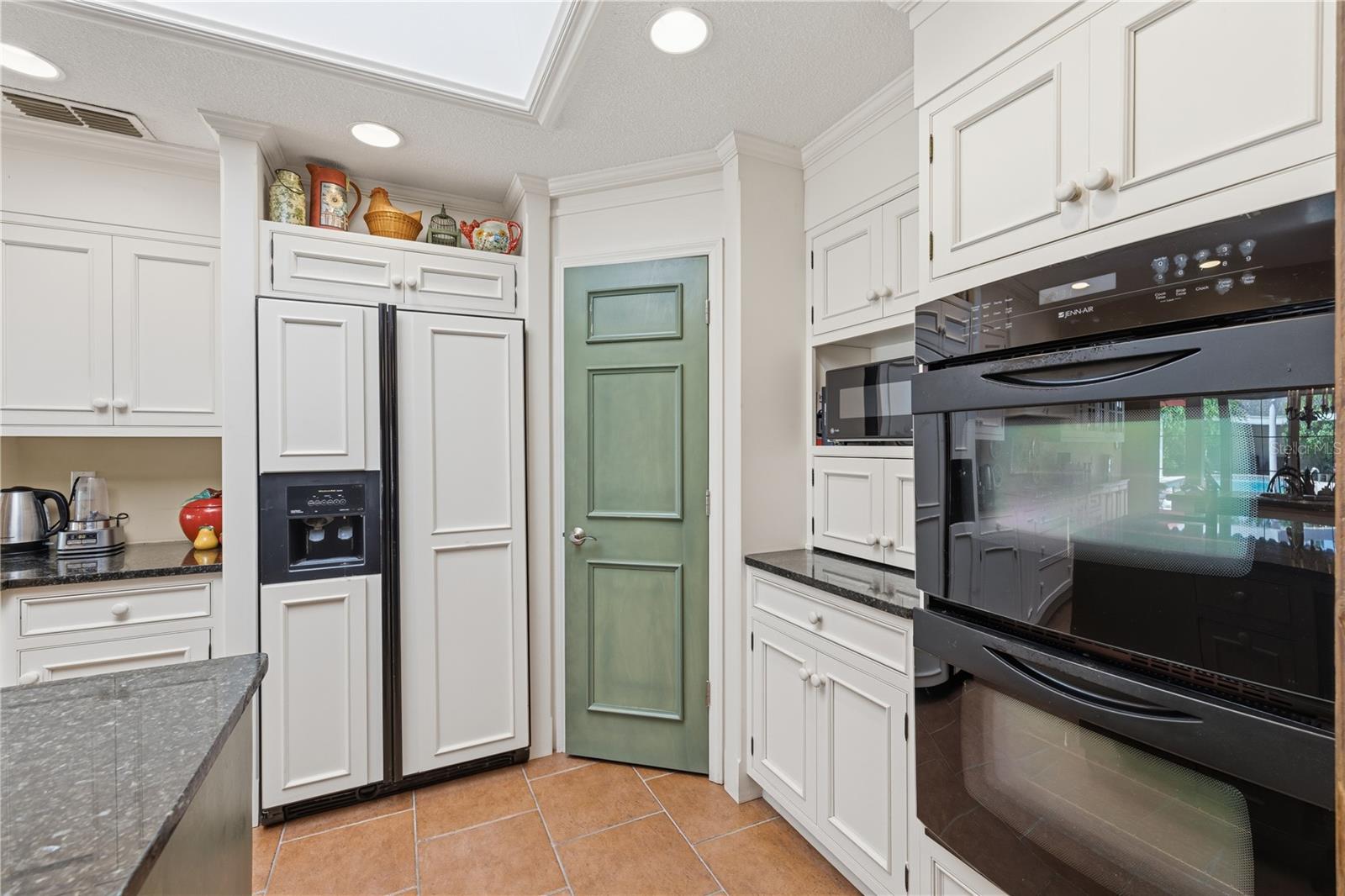 1749 LONG BOW LN — photo 13