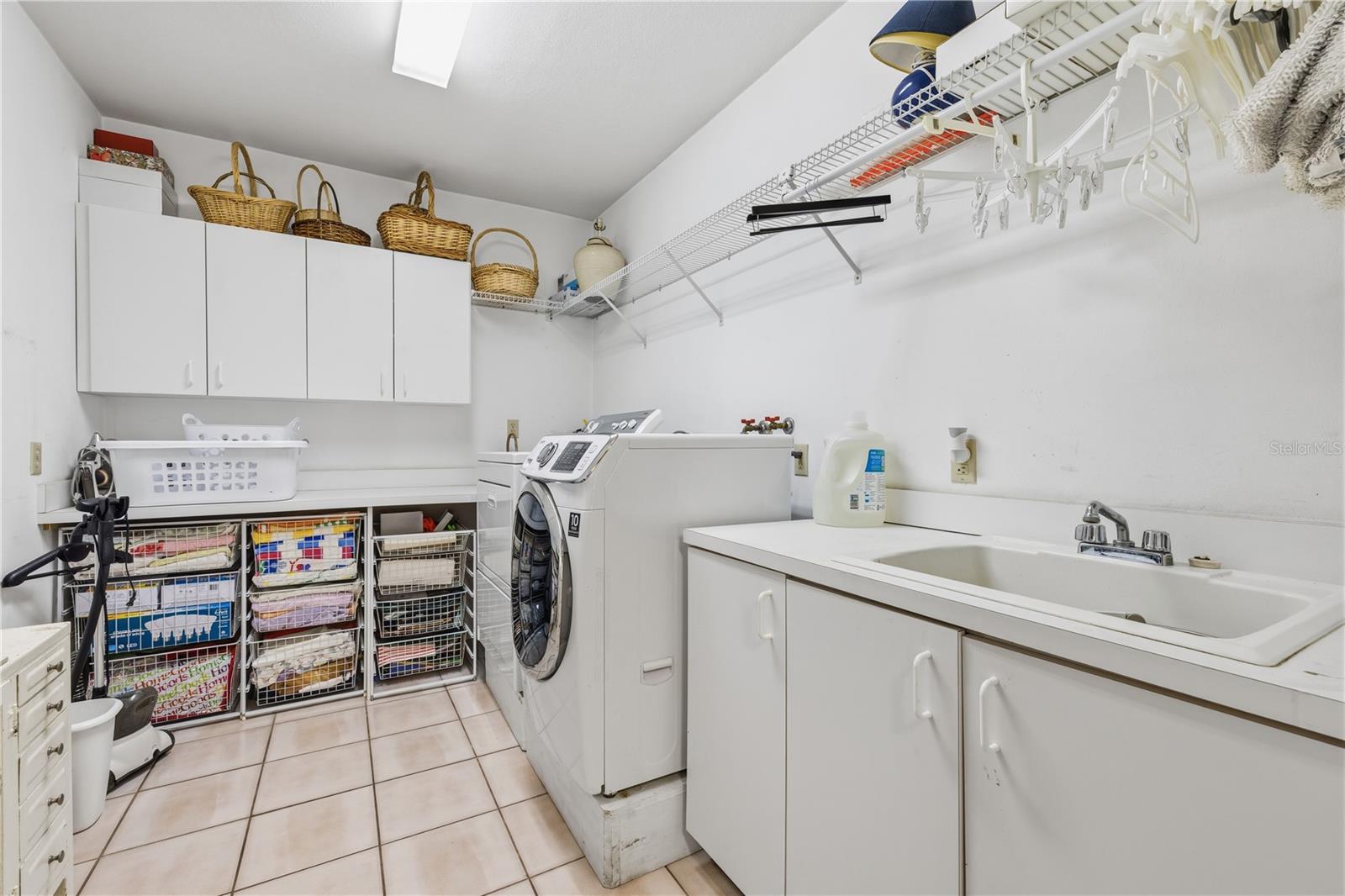 1749 LONG BOW LN — photo 31