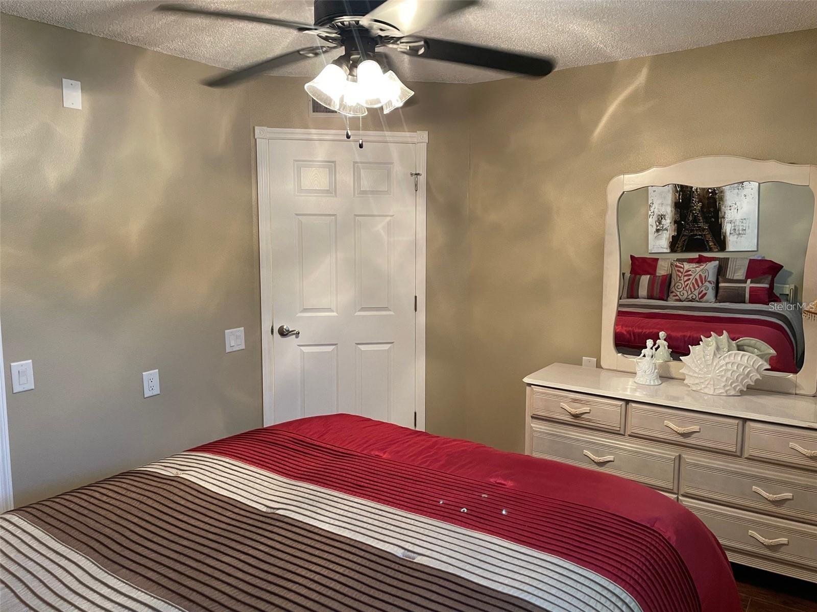 1247 S MARTIN LUTHER KING JR AVE #D103 — photo 25