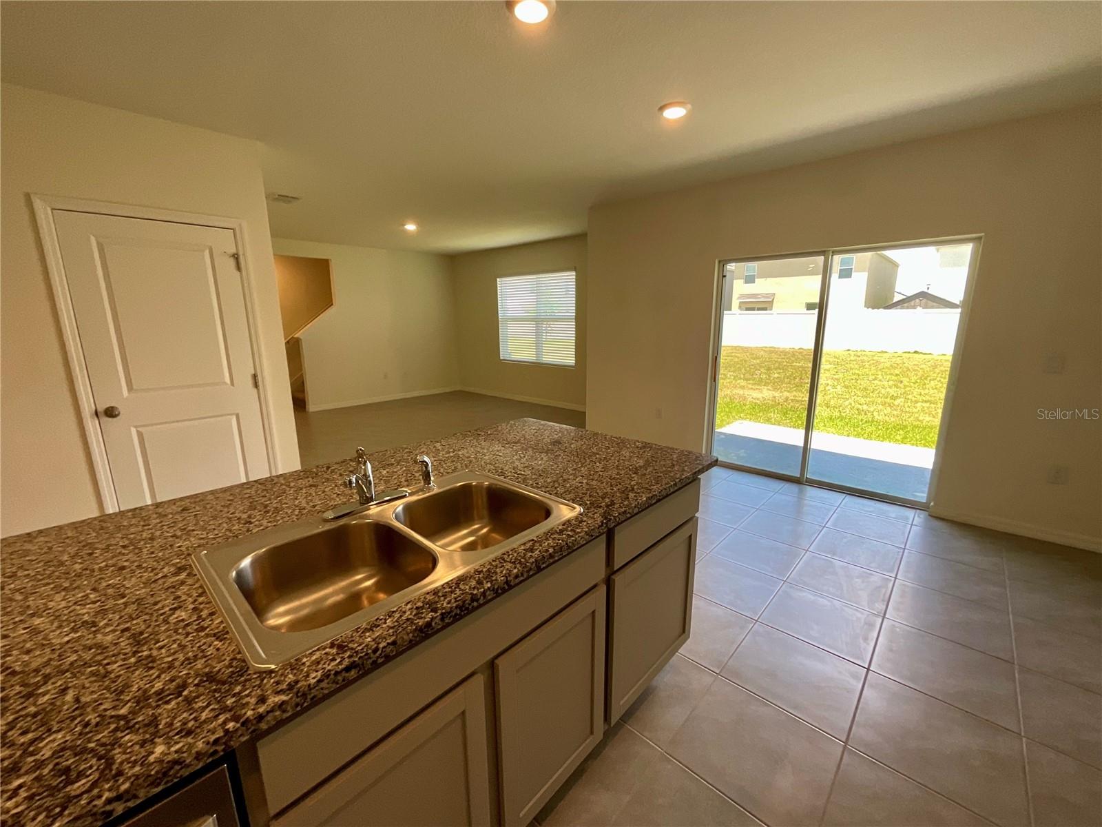 33409 FIELD MAPLE LOOP — photo 8