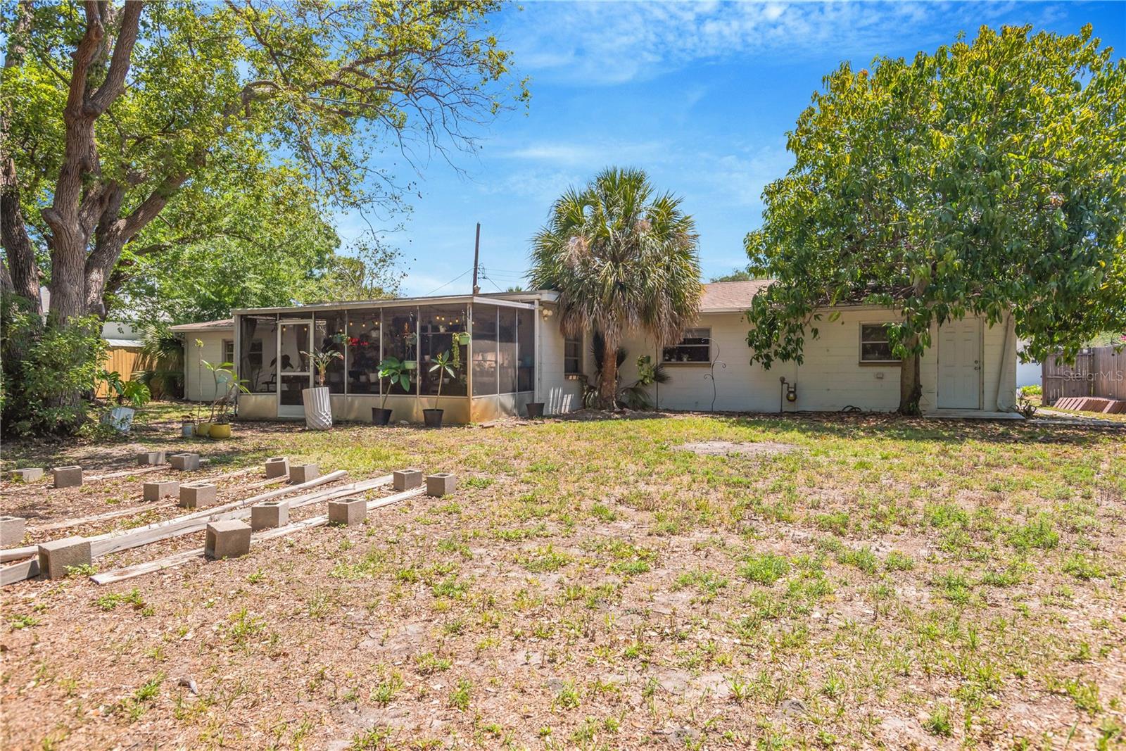 5007 S HESPERIDES ST — photo 33