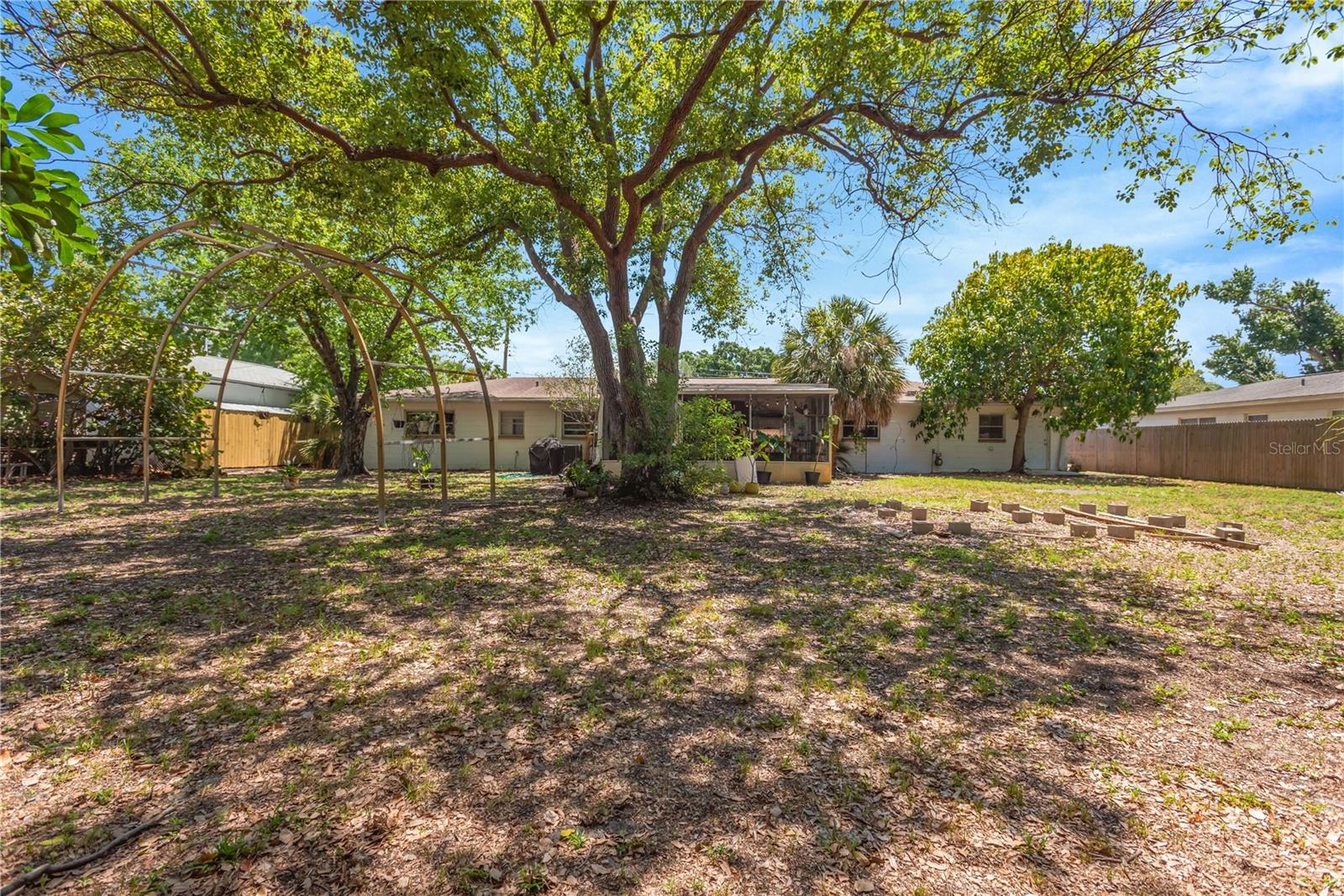 5007 S HESPERIDES ST — photo 30