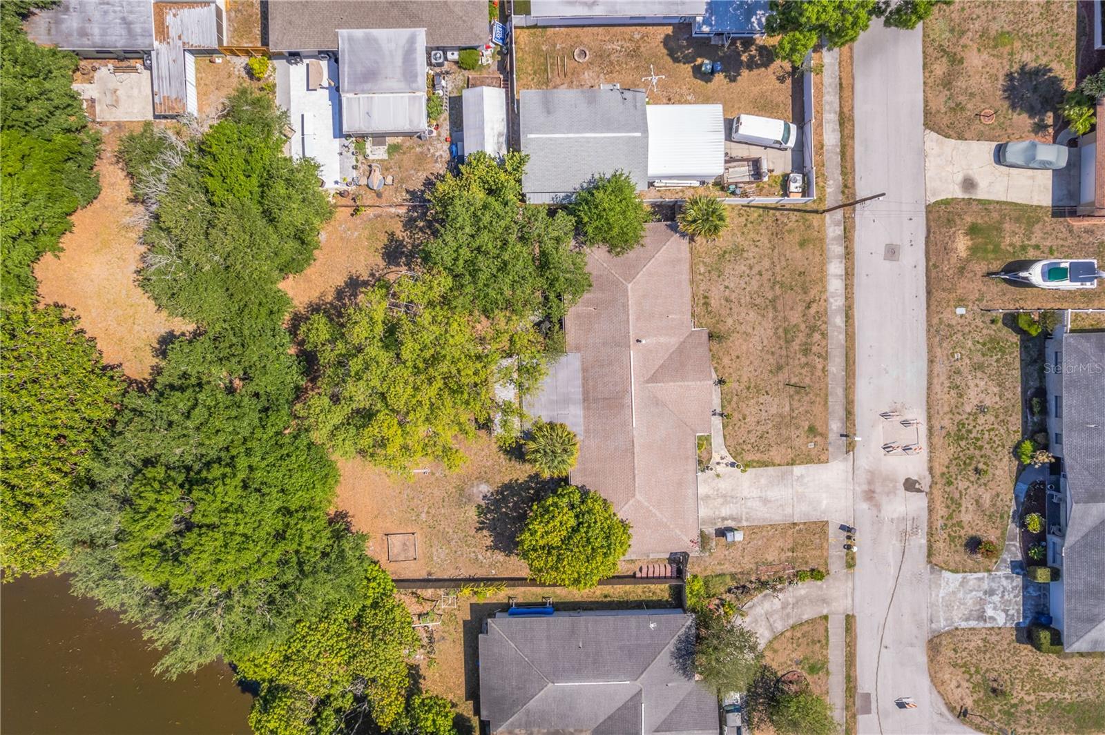 5007 S HESPERIDES ST — photo 3