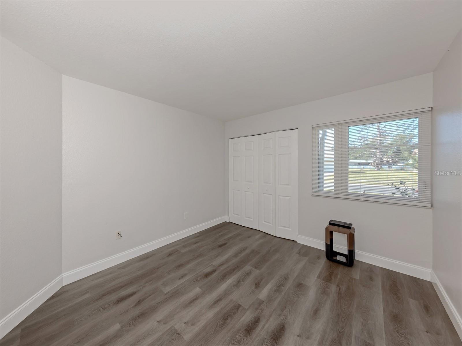 5568 KENWOOD DR — photo 23