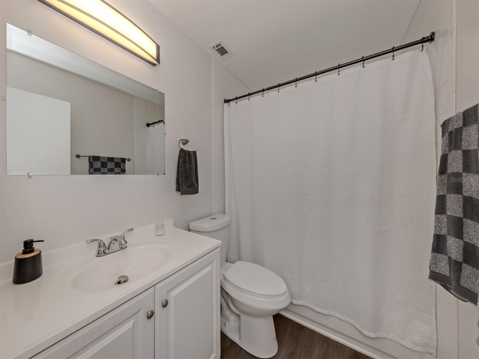 5568 KENWOOD DR — photo 25