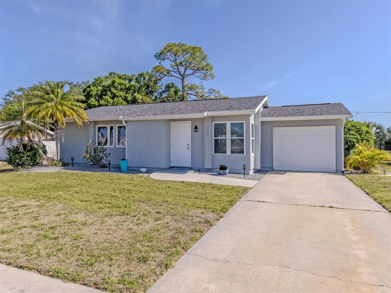 5568 KENWOOD DR — photo 26