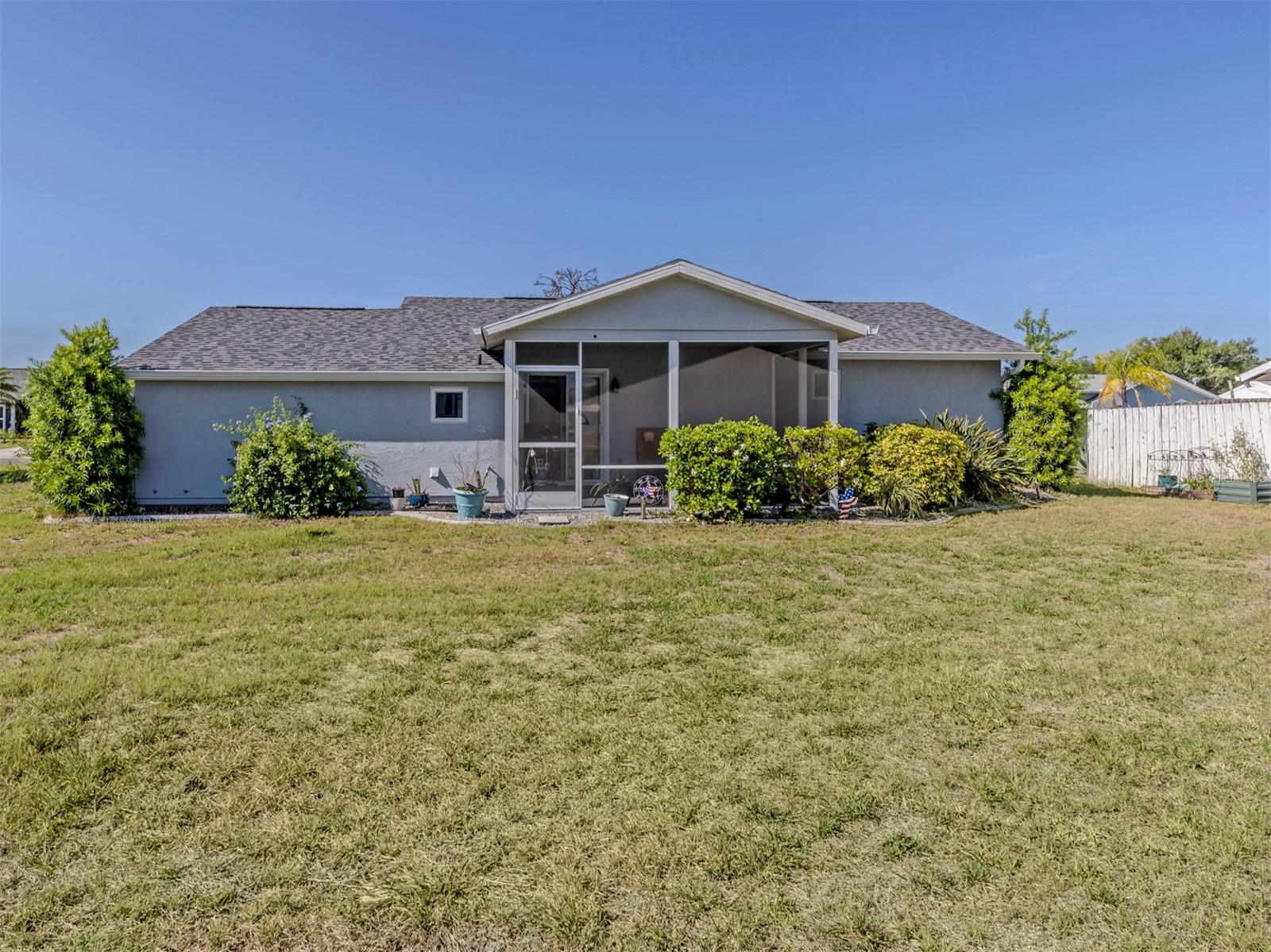 5568 KENWOOD DR — photo 4