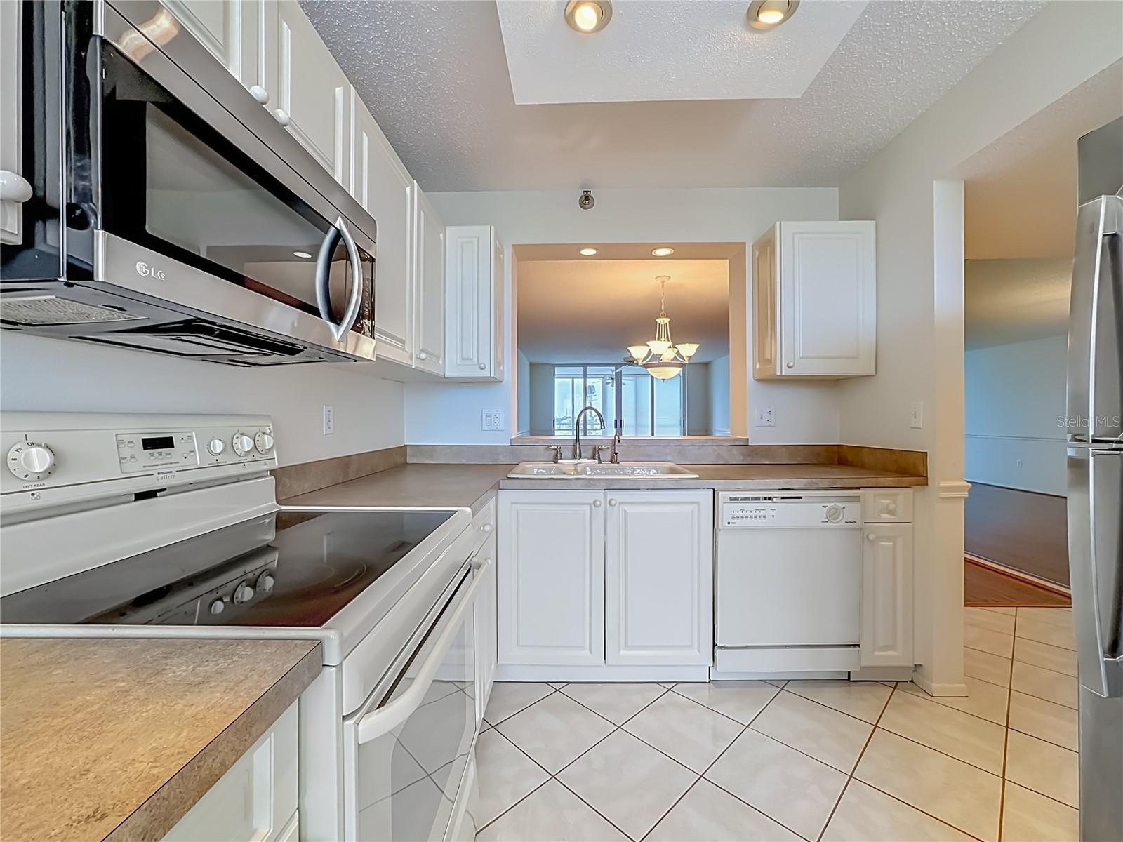 3740 PINEBROOK CIR #607 — photo 5