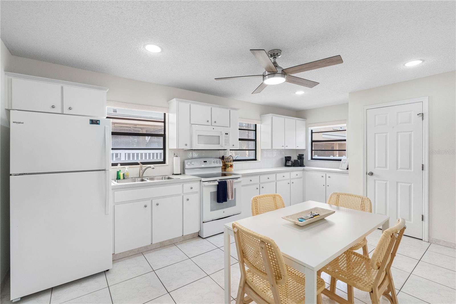 614 GULF BLVD #9 — photo 20