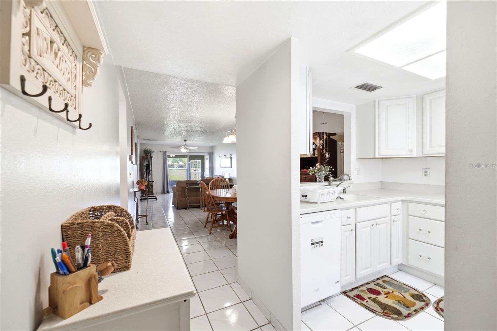 11210 CARRIAGE HILL DR #5 — photo 14