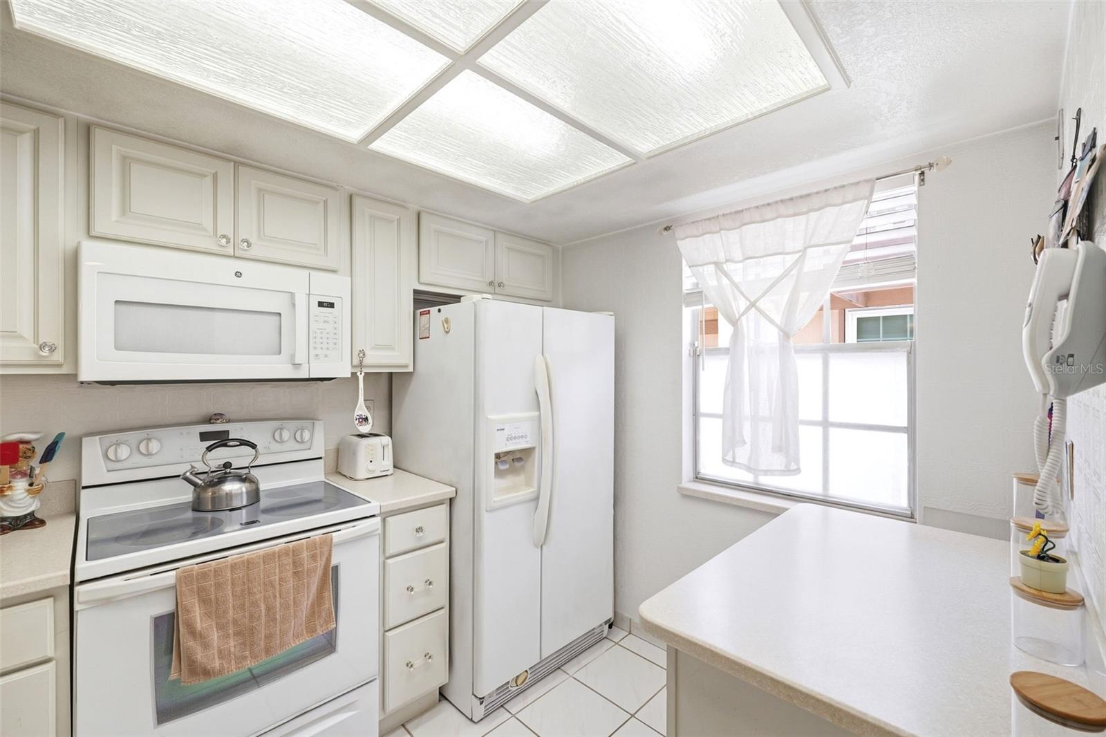 11210 CARRIAGE HILL DR #5 — photo 18
