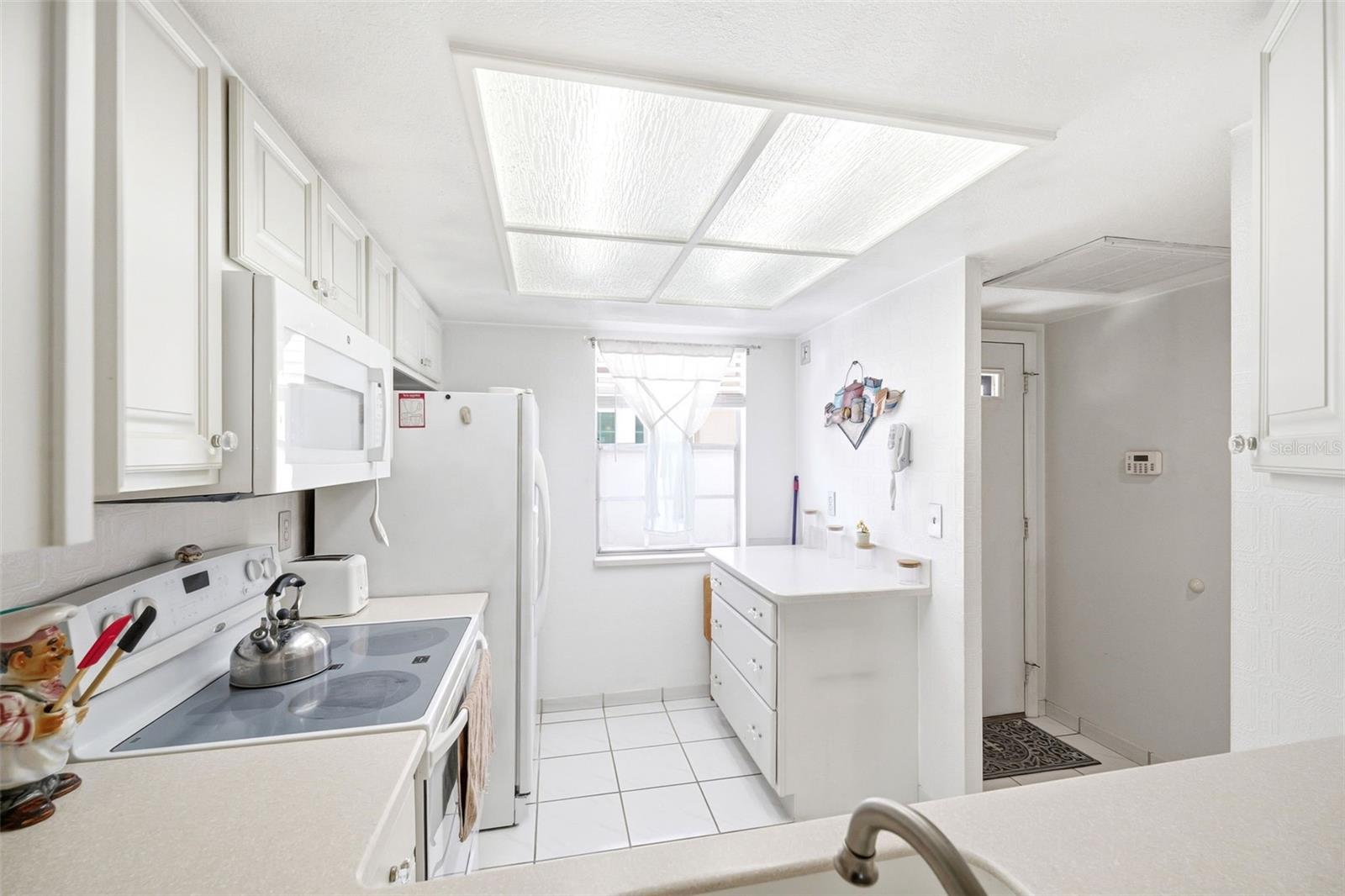 11210 CARRIAGE HILL DR #5 — photo 19